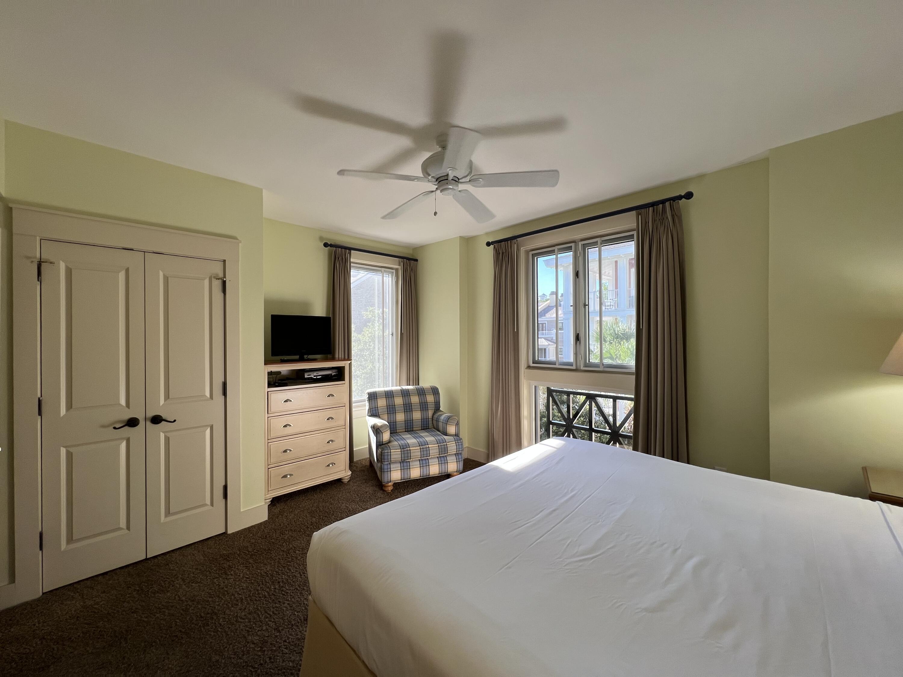 OBSERVATION POINT NORTH - Residential Lease