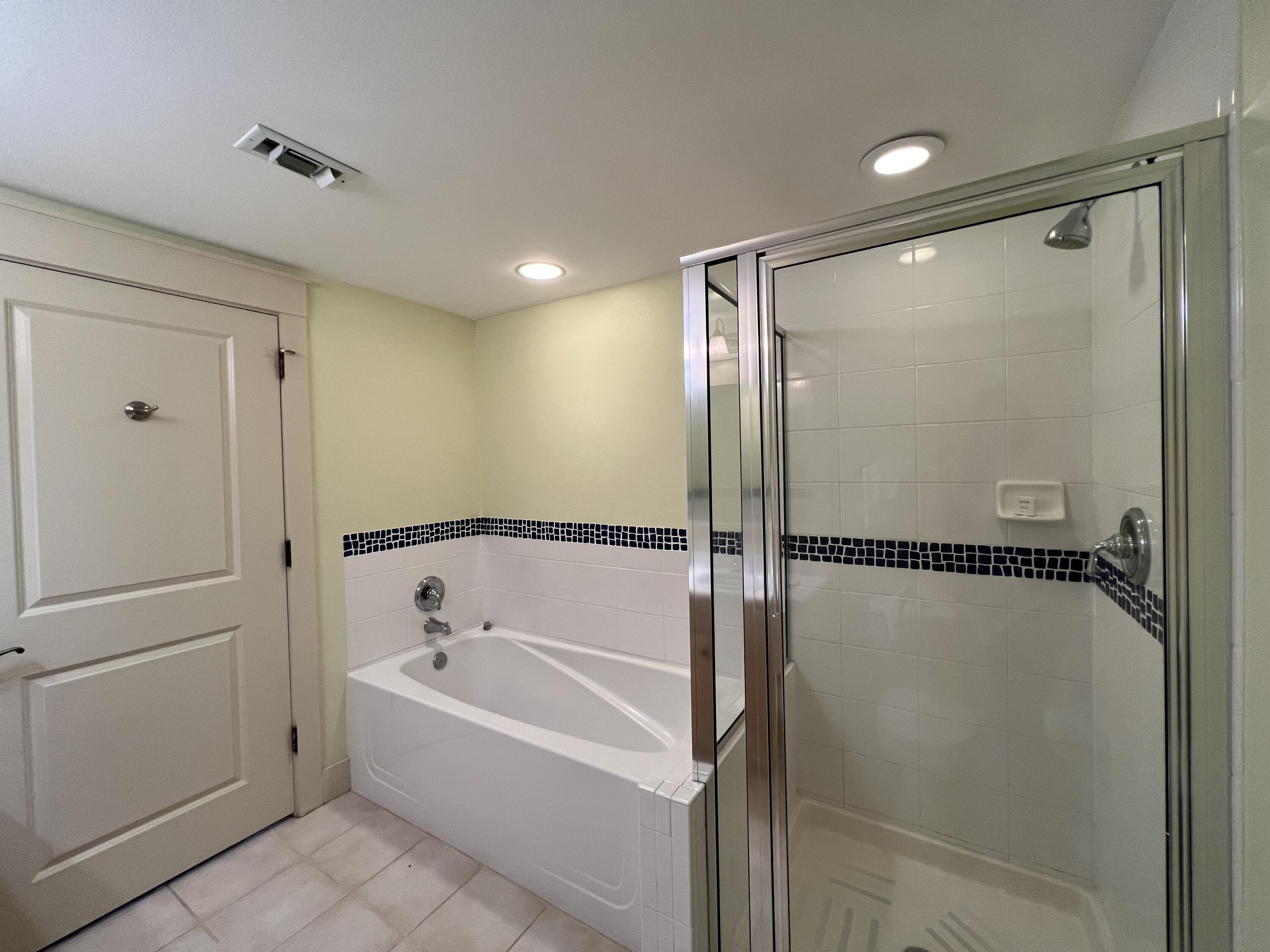 OBSERVATION POINT NORTH - Residential Lease