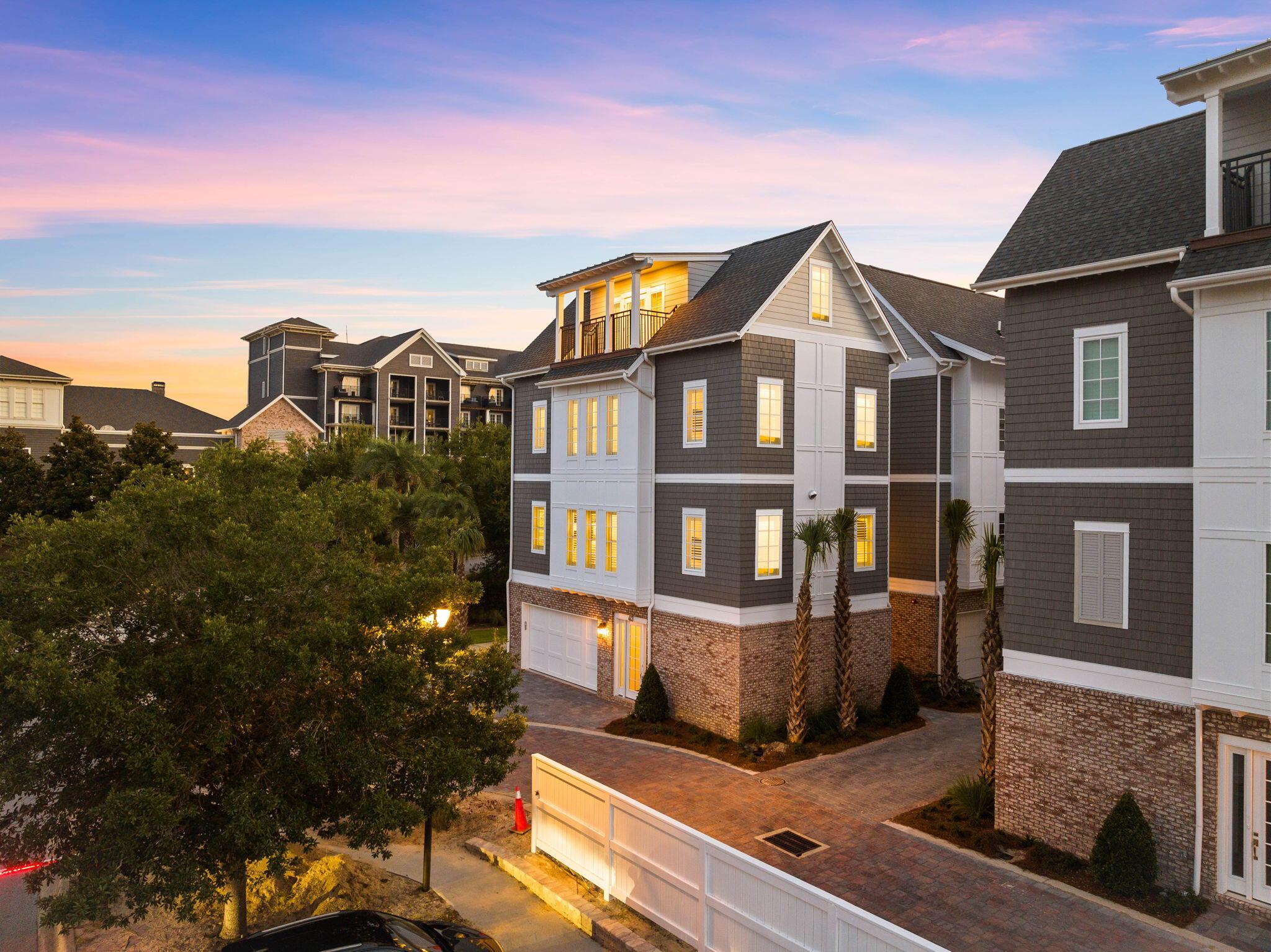 Henderson Cottages - Residential