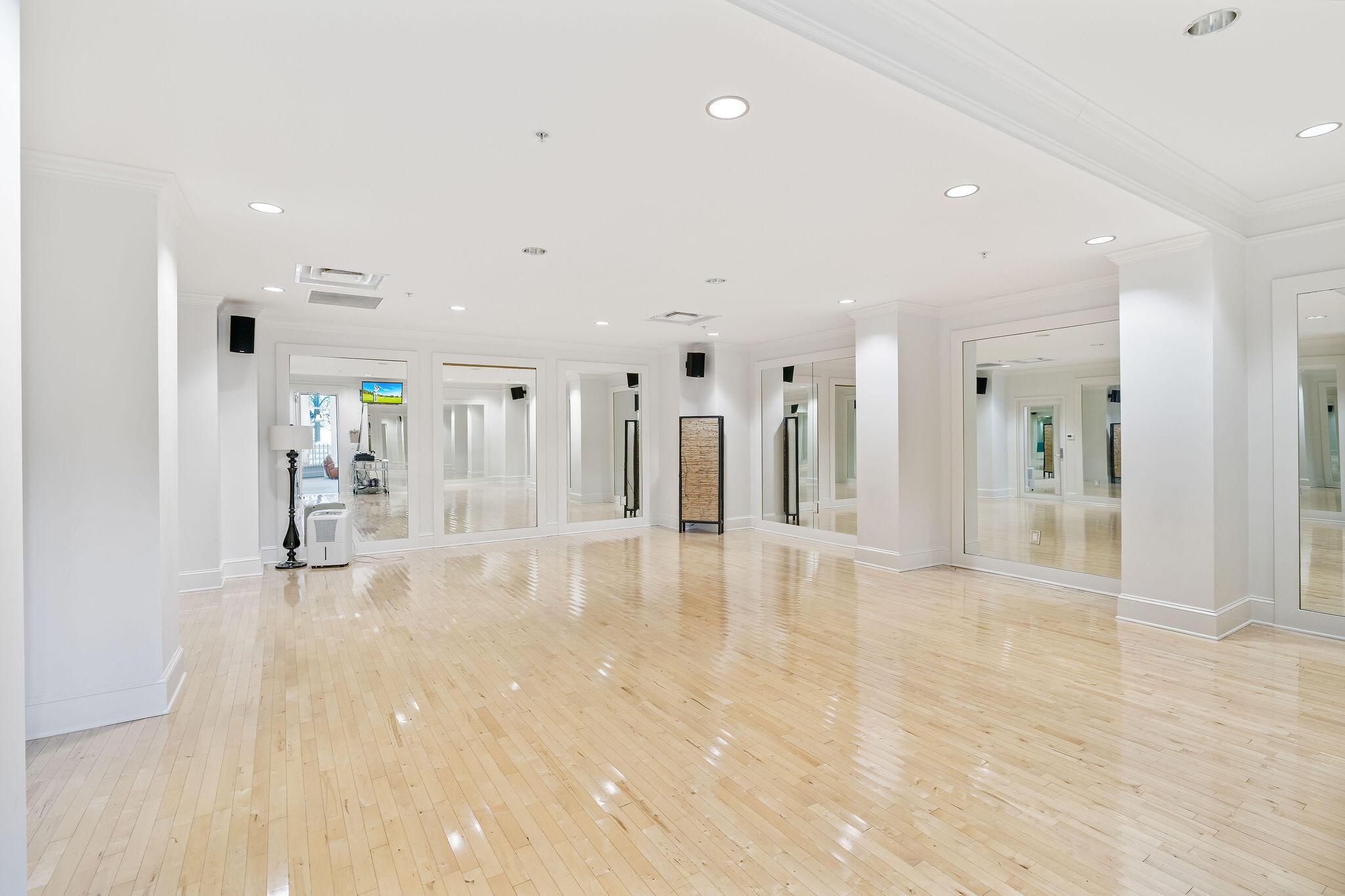 ONE WATER PLACE at Kelly Plantation - Residential