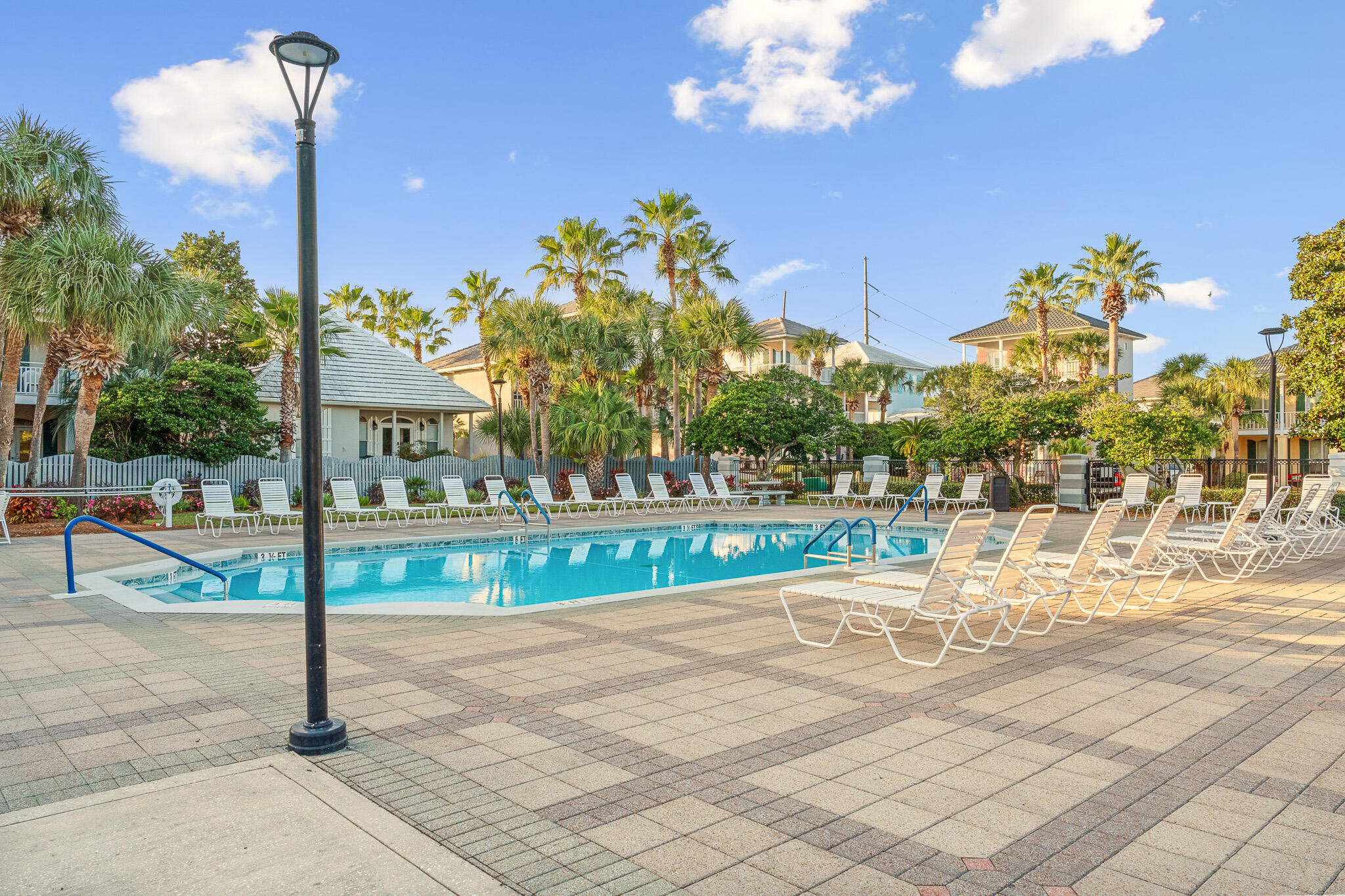 EMERALD SHORES OF SOUTH WALTON - Residential