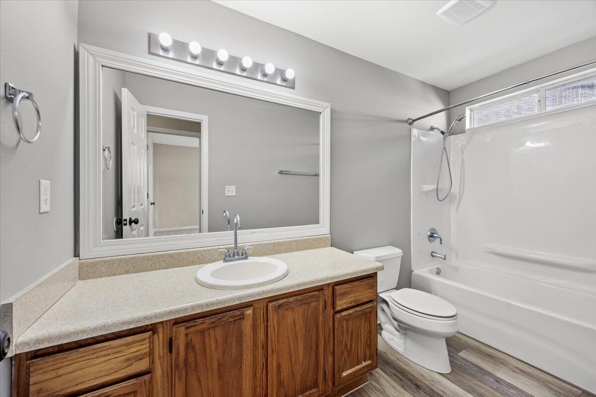 MILLS LANDING - Residential