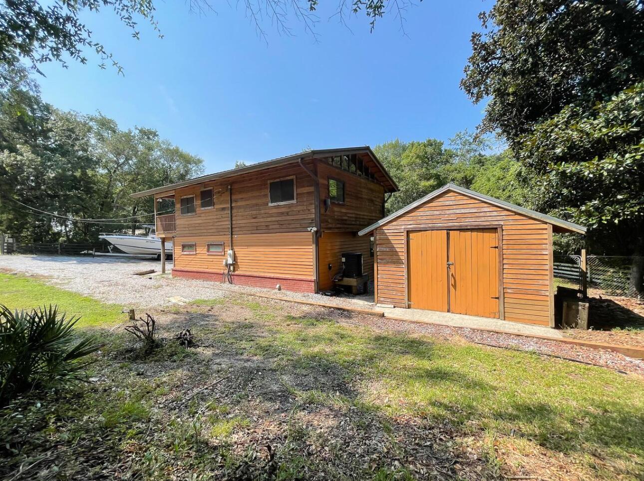 NO RECORDED SUBDIVISION - Residential