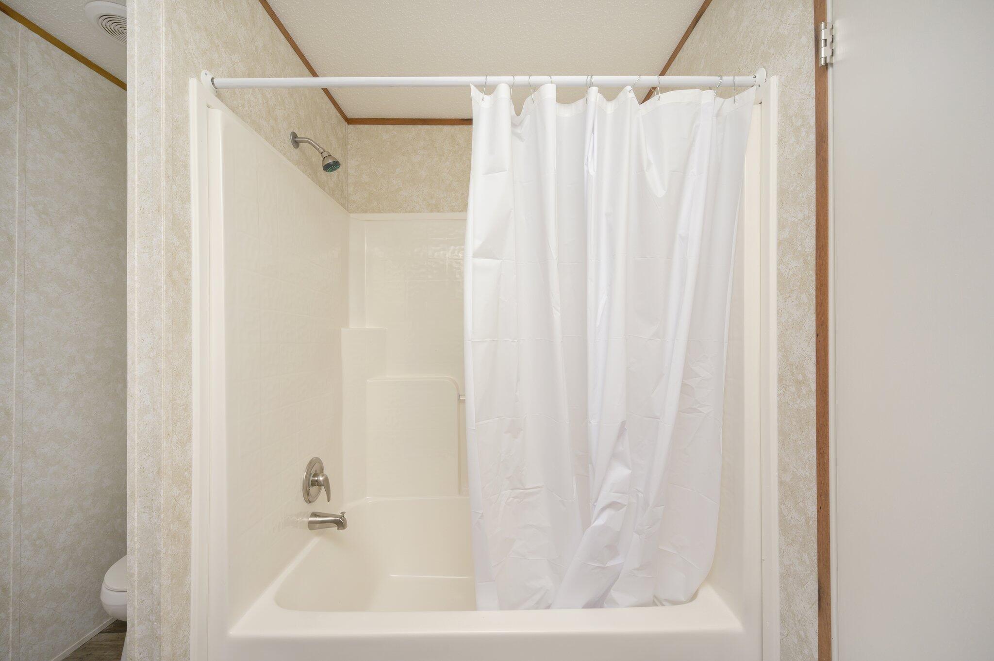 OAKWOOD HILLS UNIT 1 - Residential