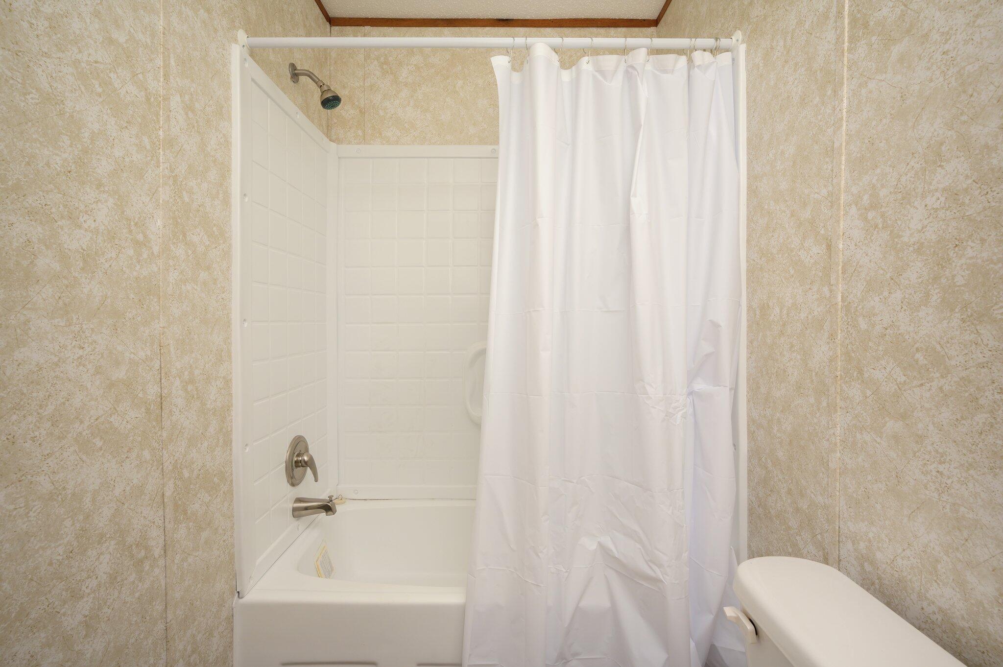 OAKWOOD HILLS UNIT 1 - Residential
