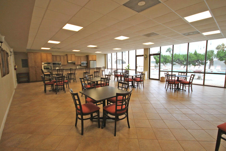 EL MATADOR CONDO - Residential