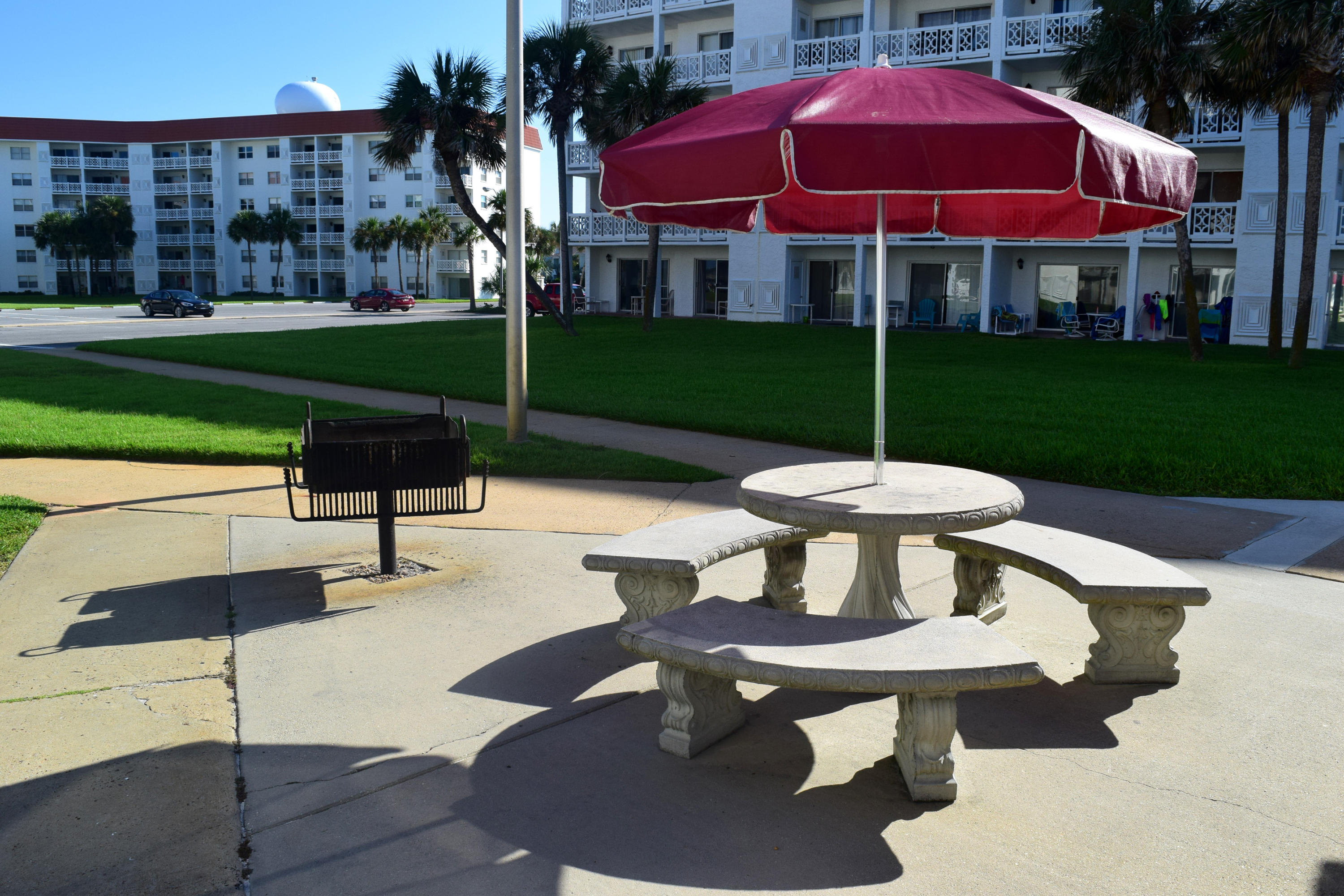 EL MATADOR CONDO - Residential