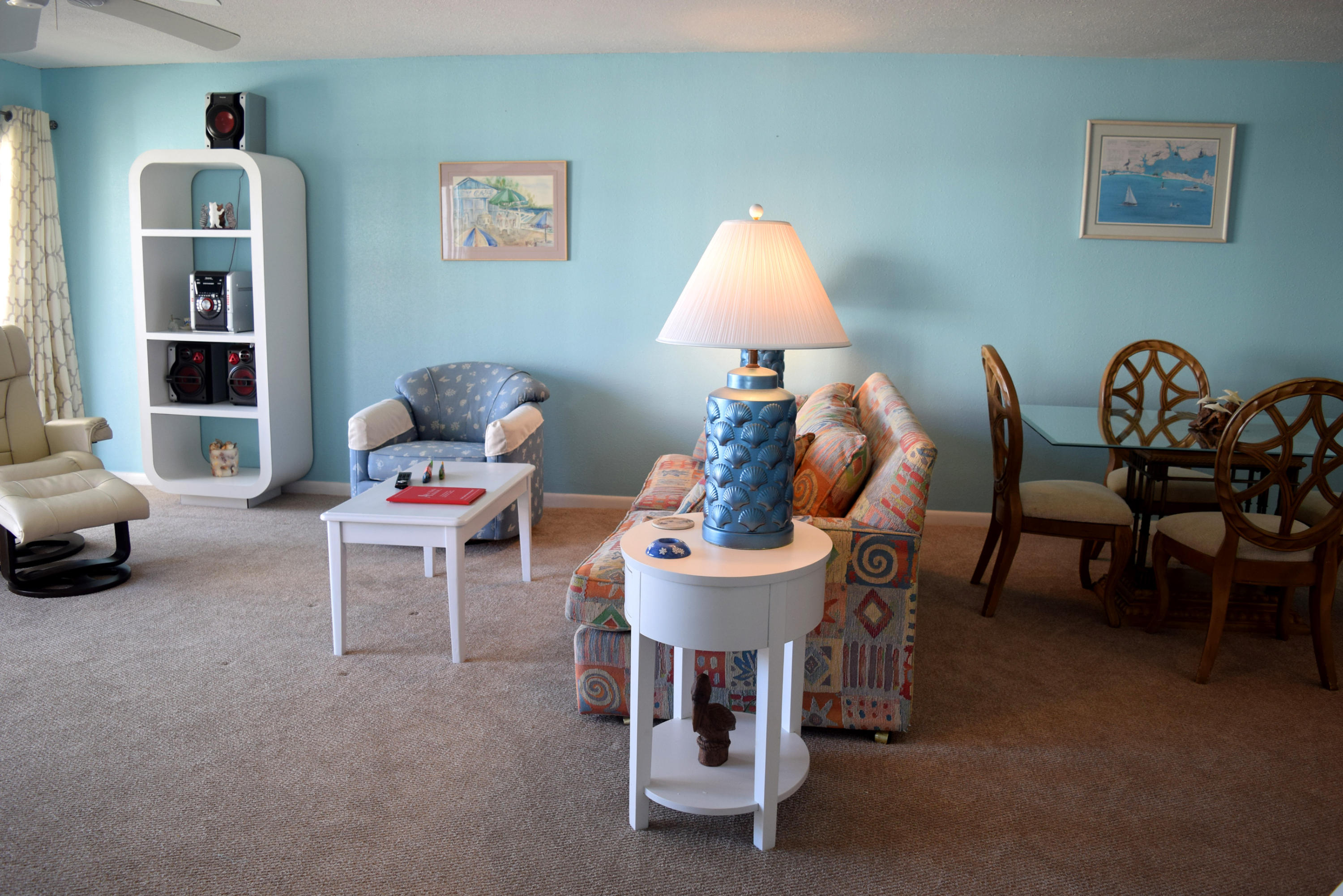 EL MATADOR CONDO - Residential