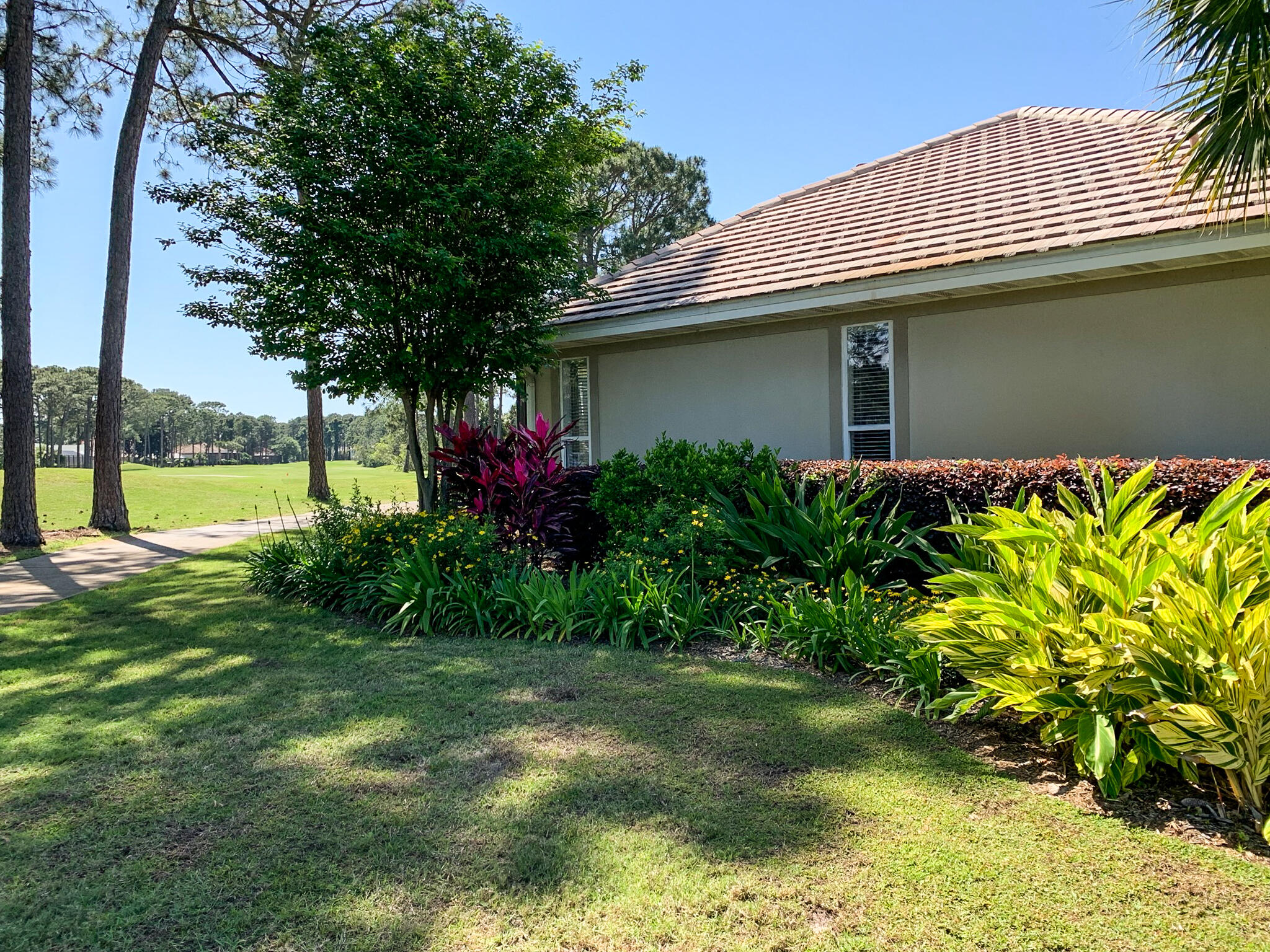 EMERALD BAY PH 1A - Residential