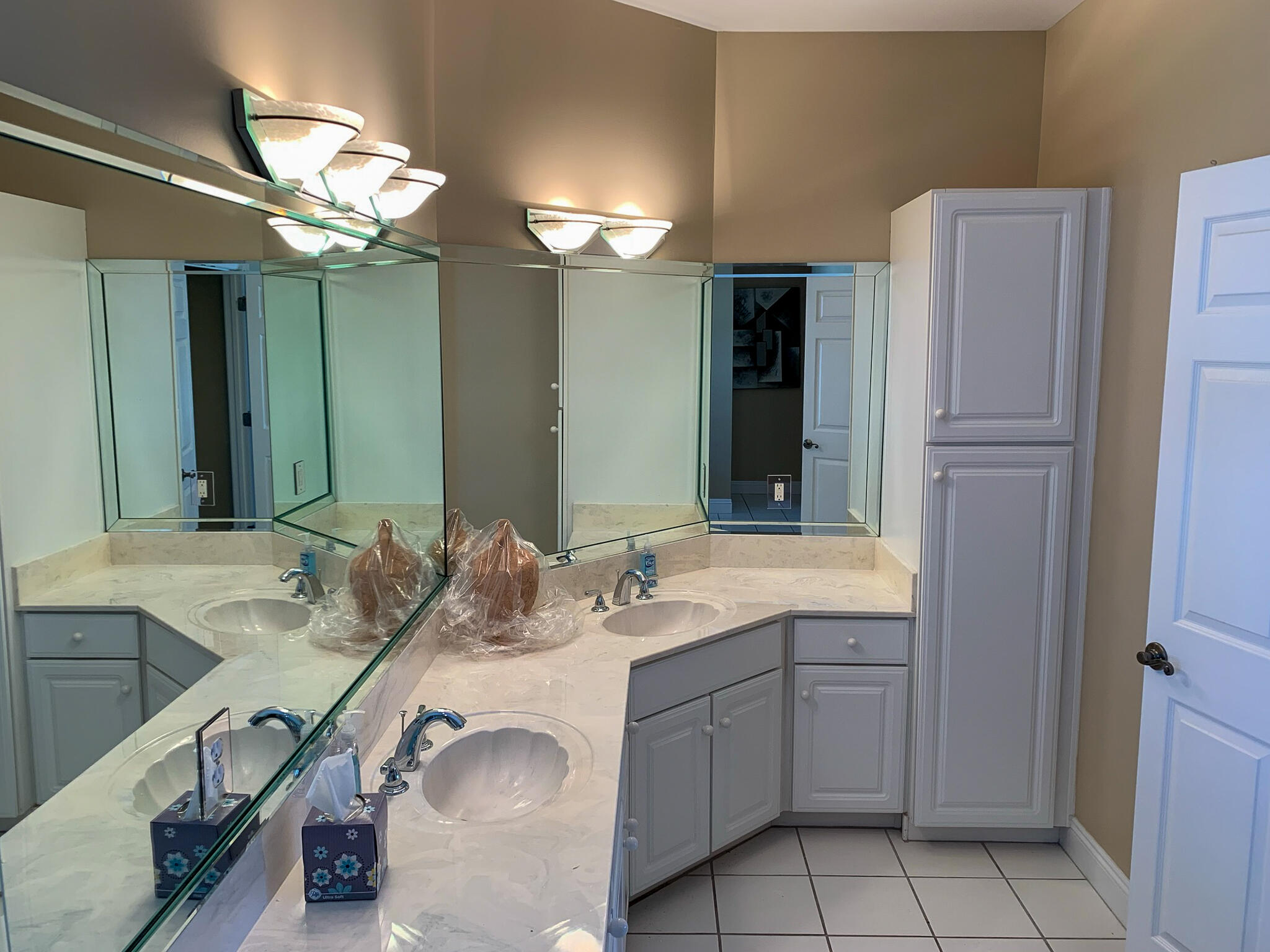 EMERALD BAY PH 1A - Residential