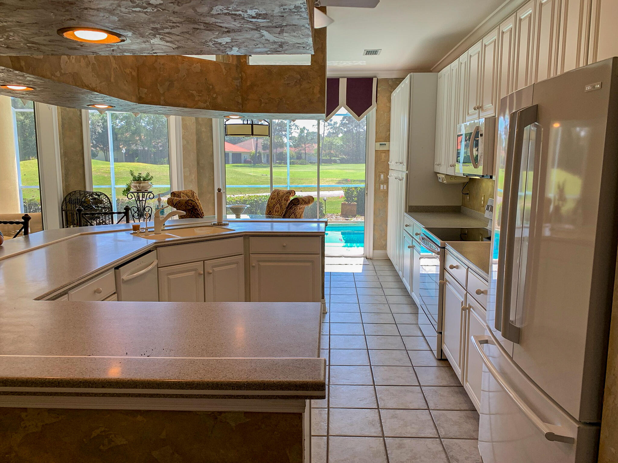 EMERALD BAY PH 1A - Residential