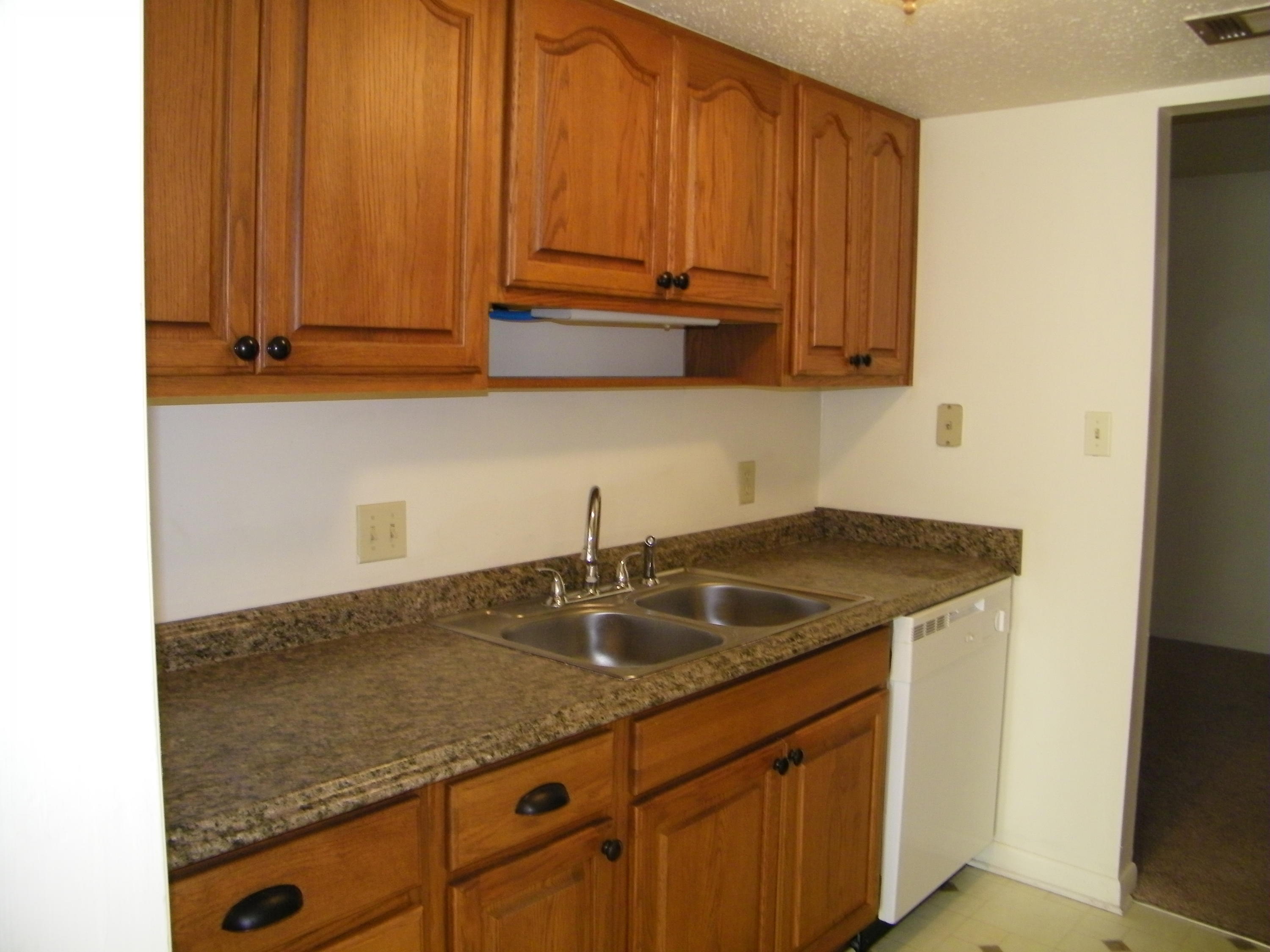 CASA DEL MAR - Residential Lease