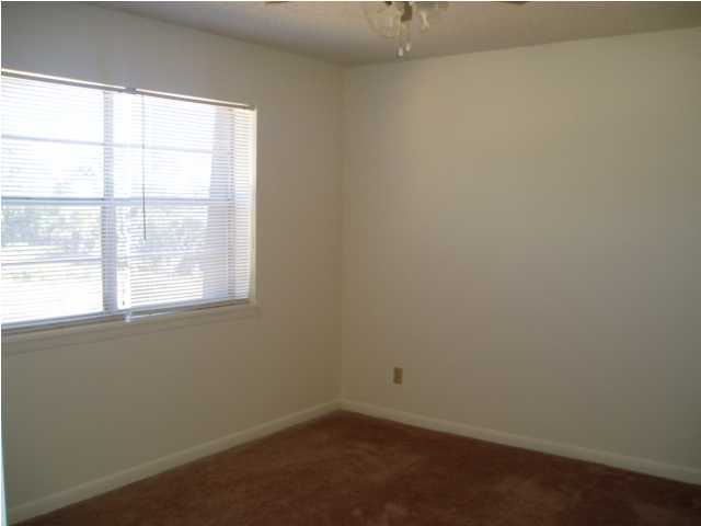 CASA DEL MAR - Residential Lease