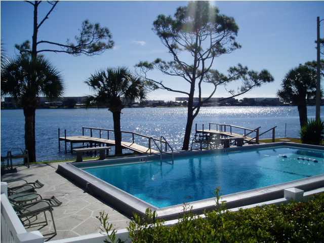 CASA DEL MAR - Residential Lease