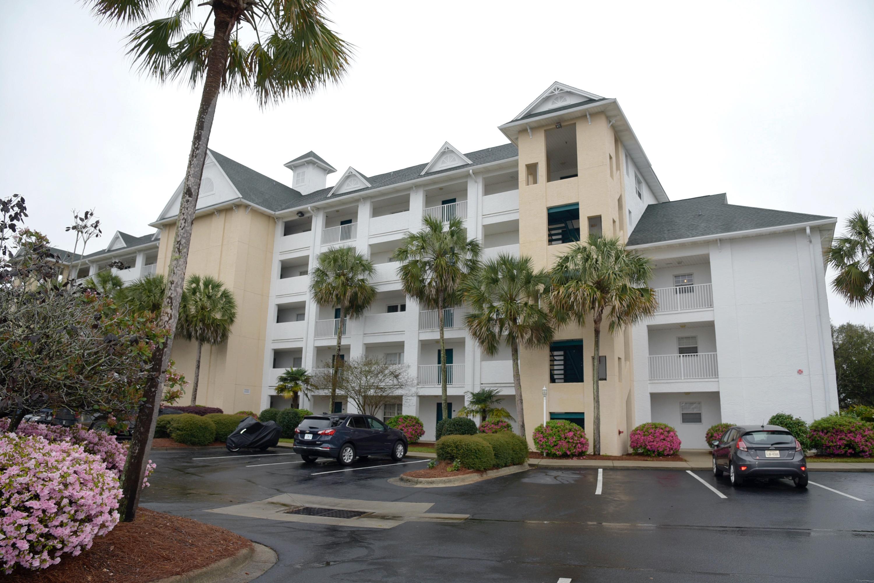 THE FLORIDA CLUB - Residential Lease