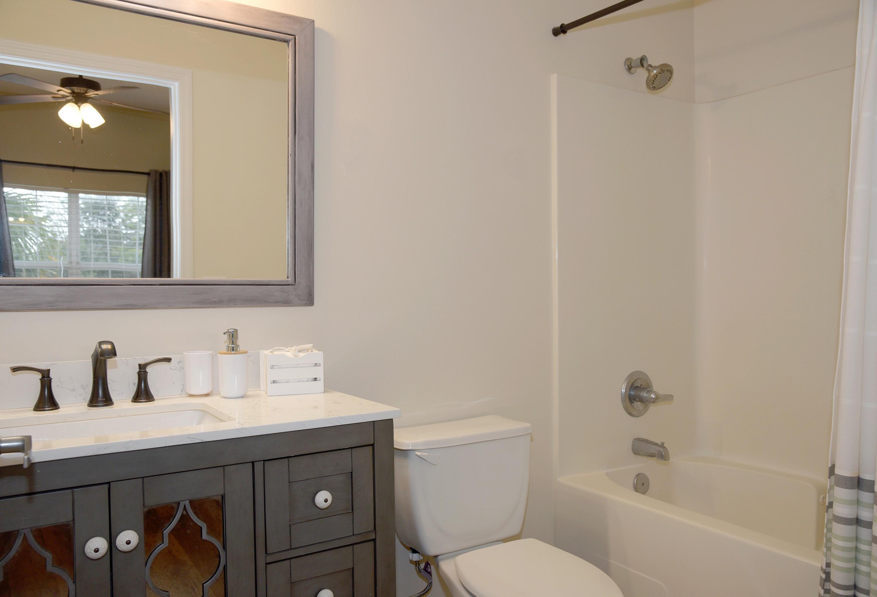 THE FLORIDA CLUB - Residential Lease