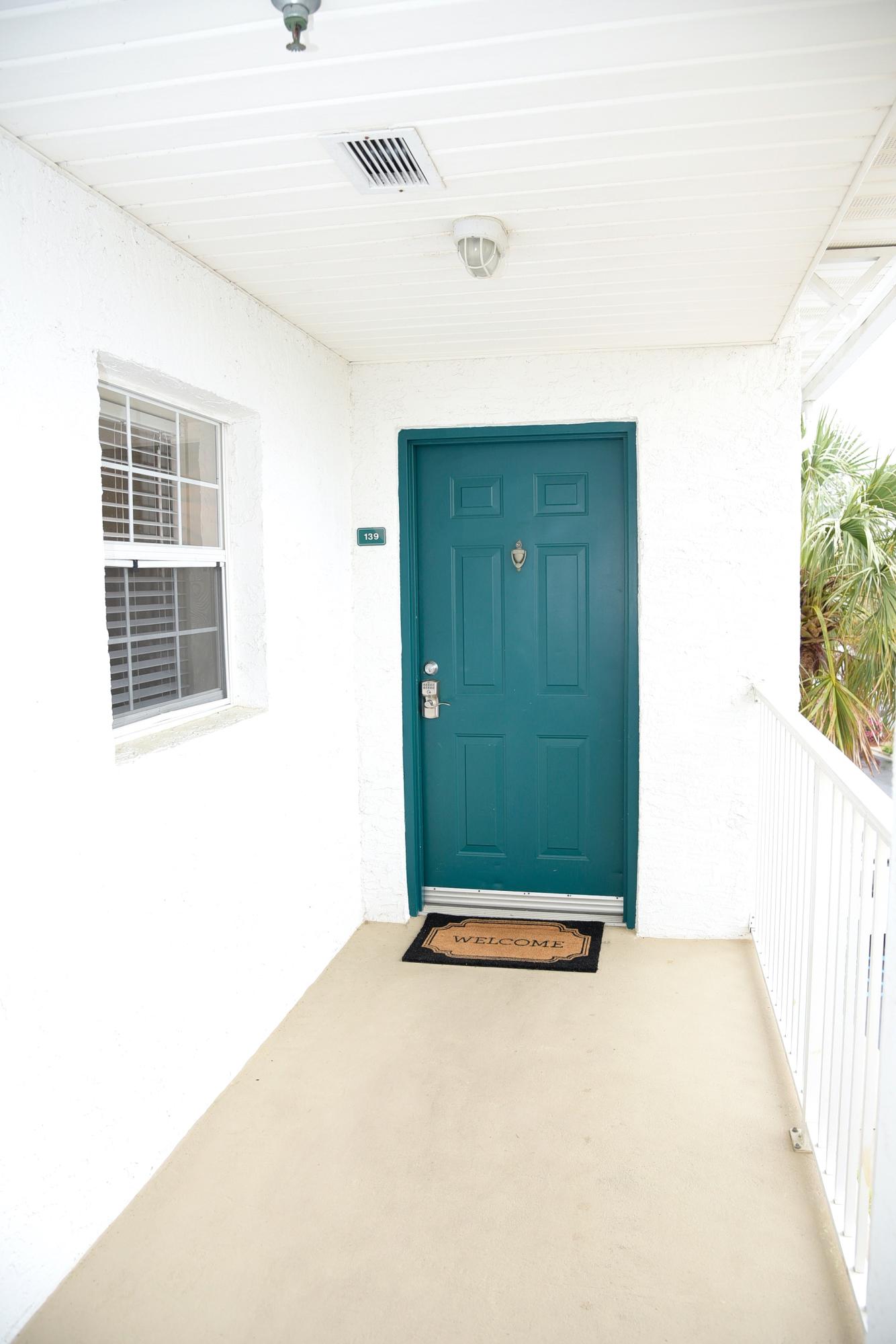 THE FLORIDA CLUB - Residential Lease