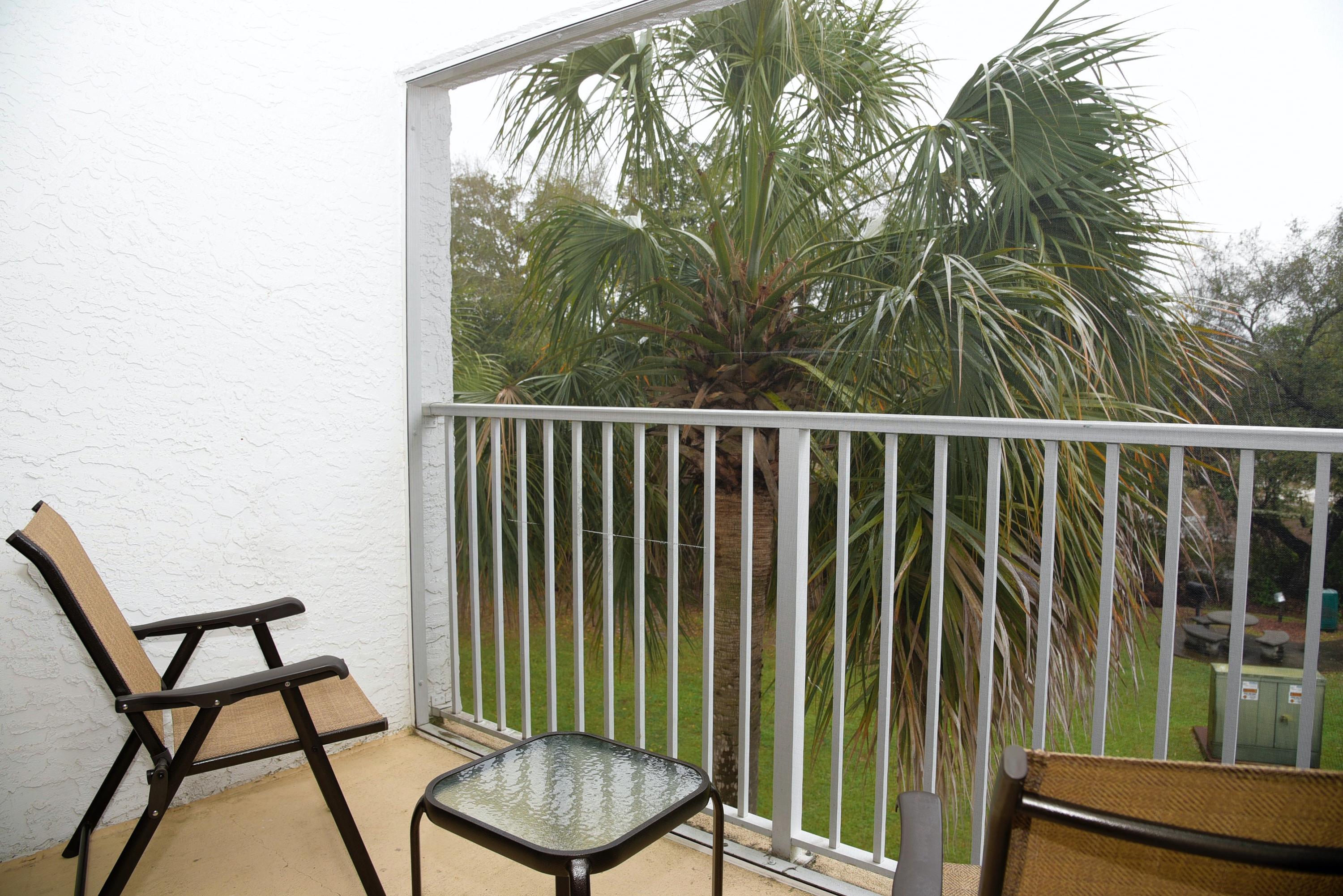 THE FLORIDA CLUB - Residential Lease