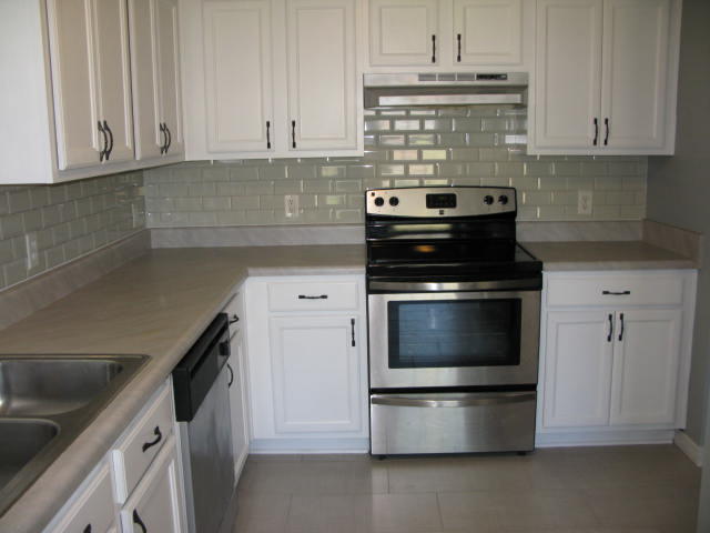 WINDSOR VILLAGE - Residential