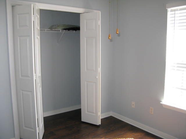 WINDSOR VILLAGE - Residential