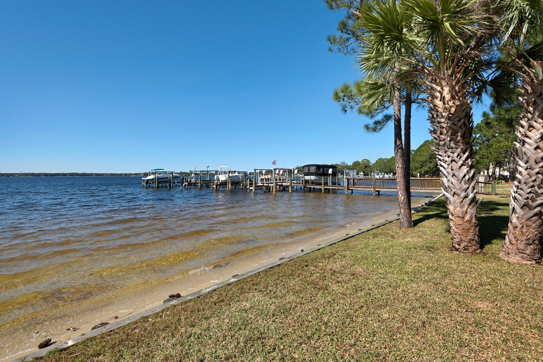 GARNIERS CAY T/H - Residential