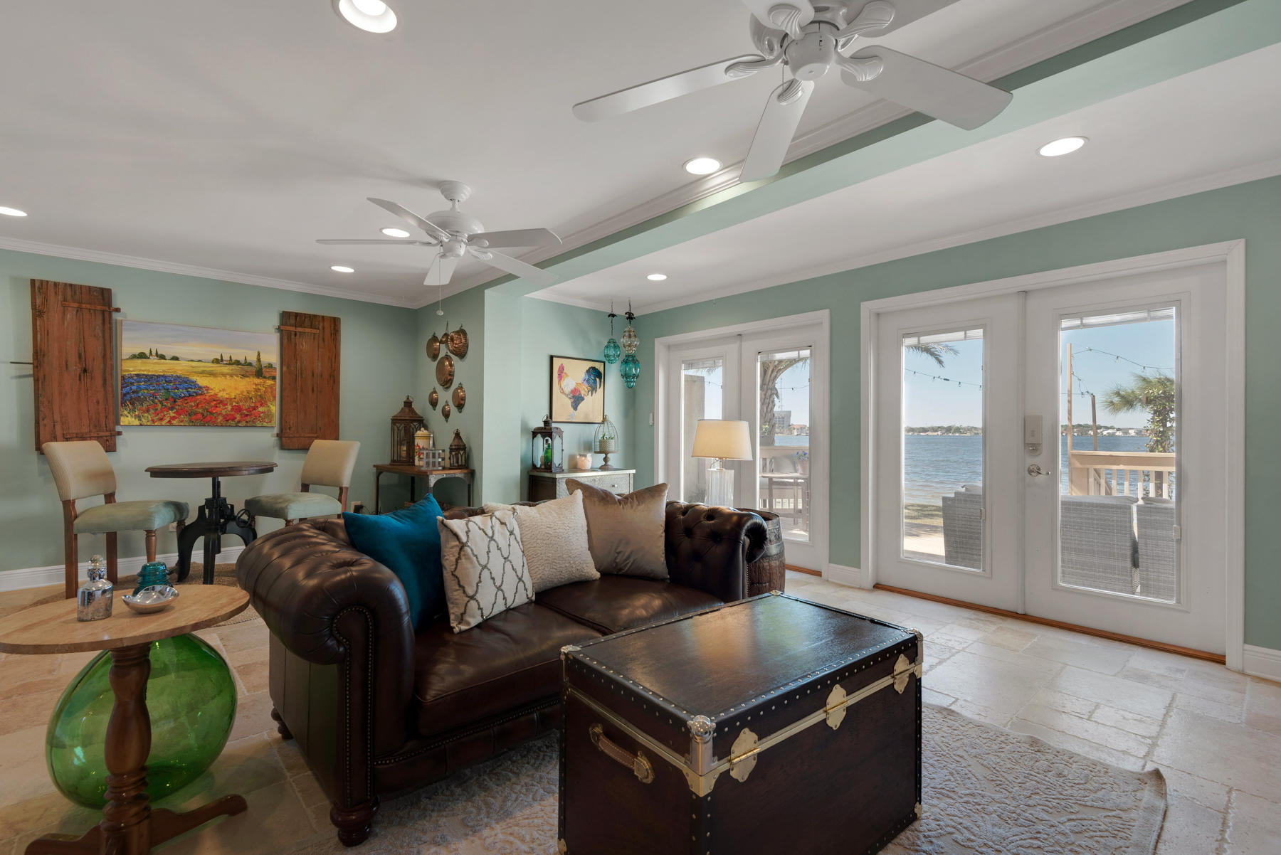 GARNIERS CAY T/H - Residential