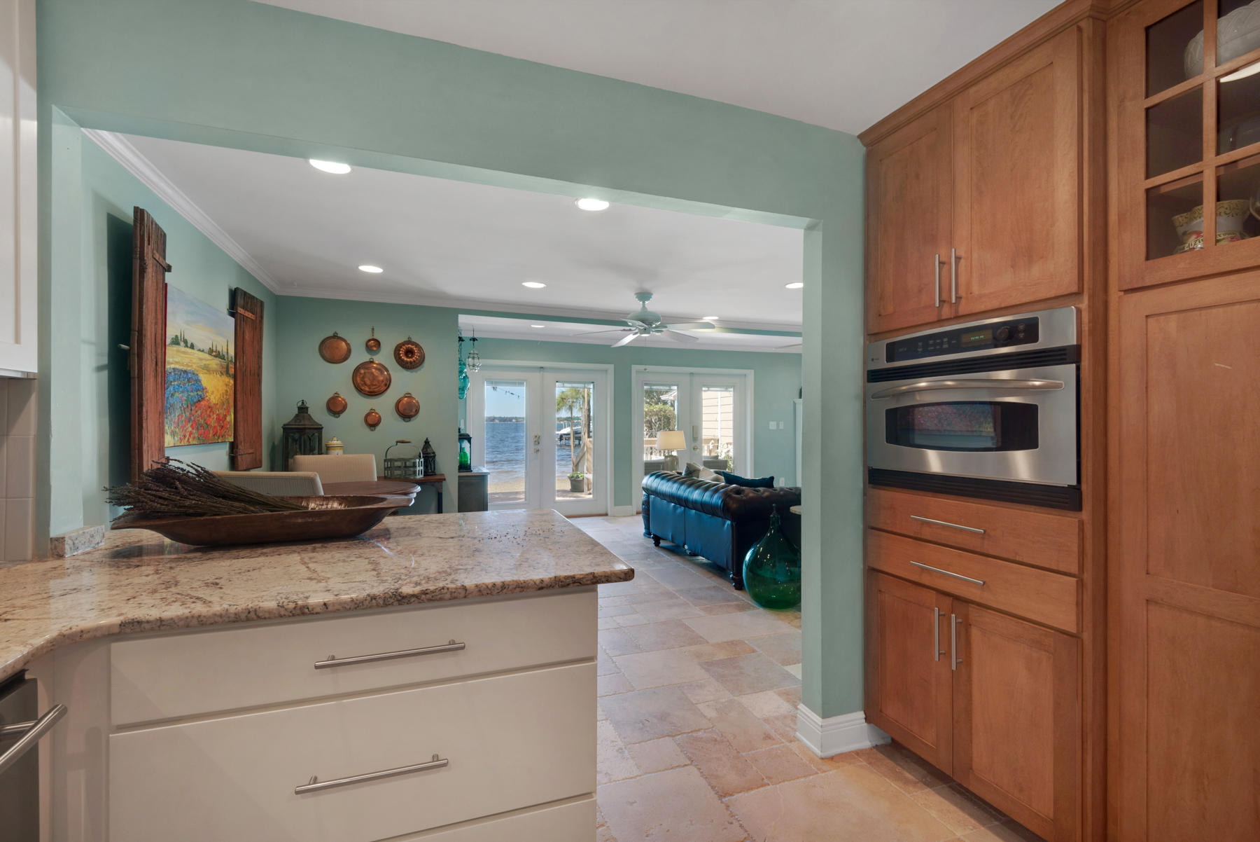 GARNIERS CAY T/H - Residential