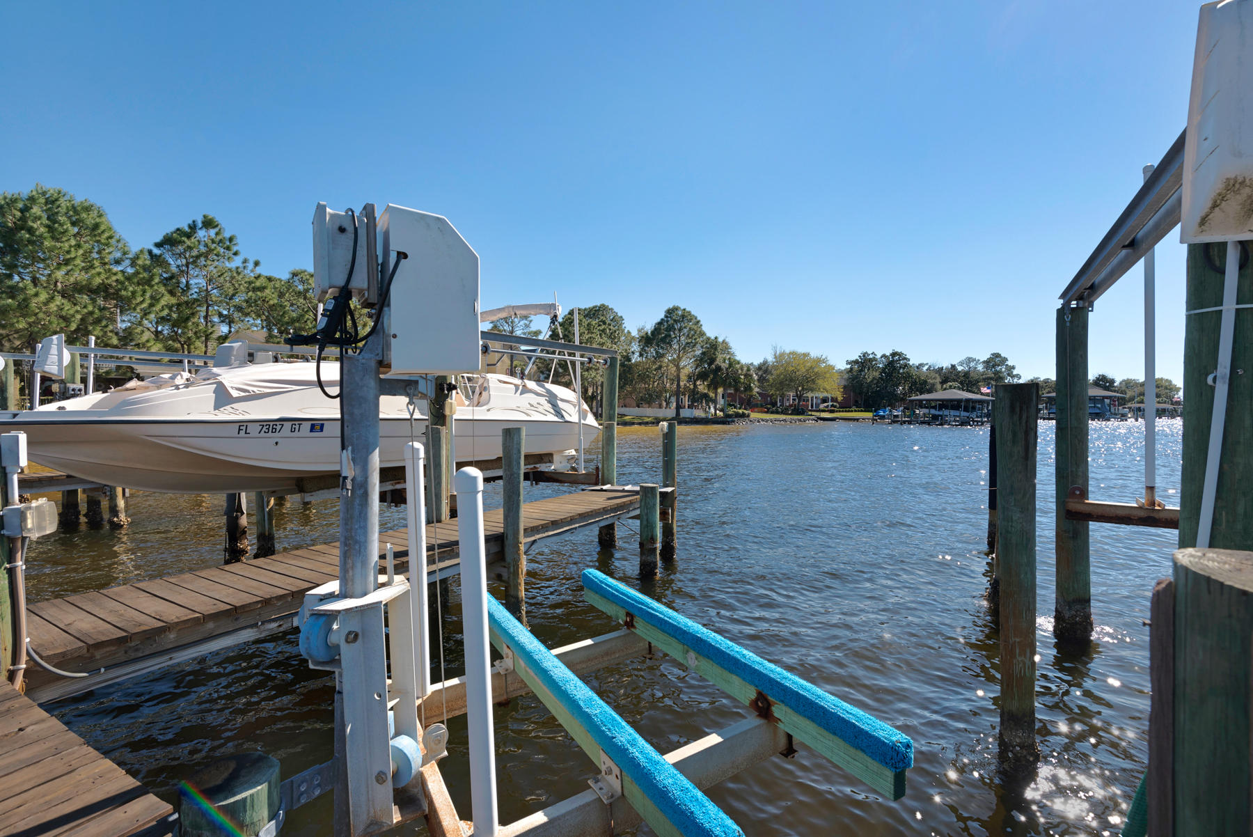 GARNIERS CAY T/H - Residential