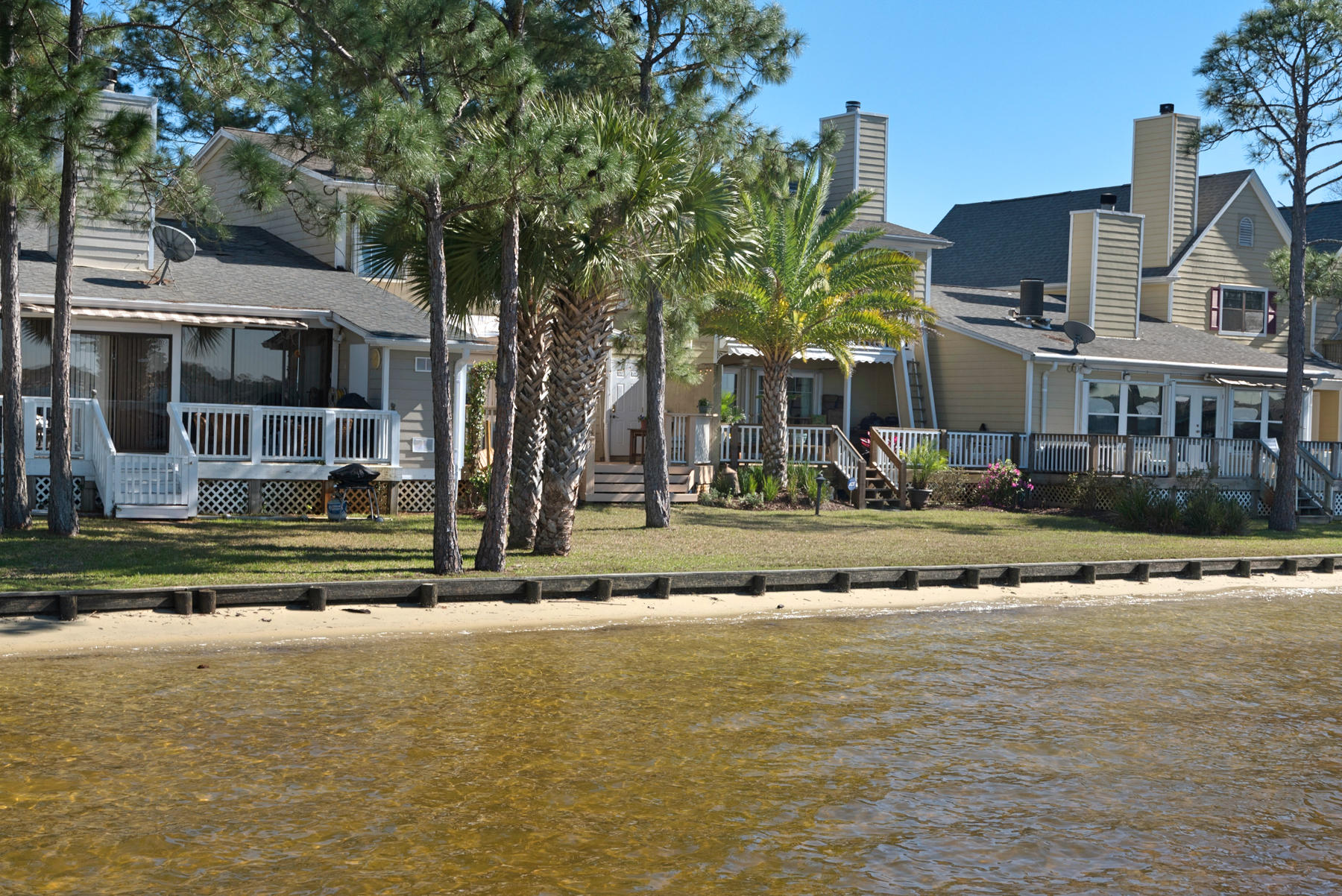 GARNIERS CAY T/H - Residential