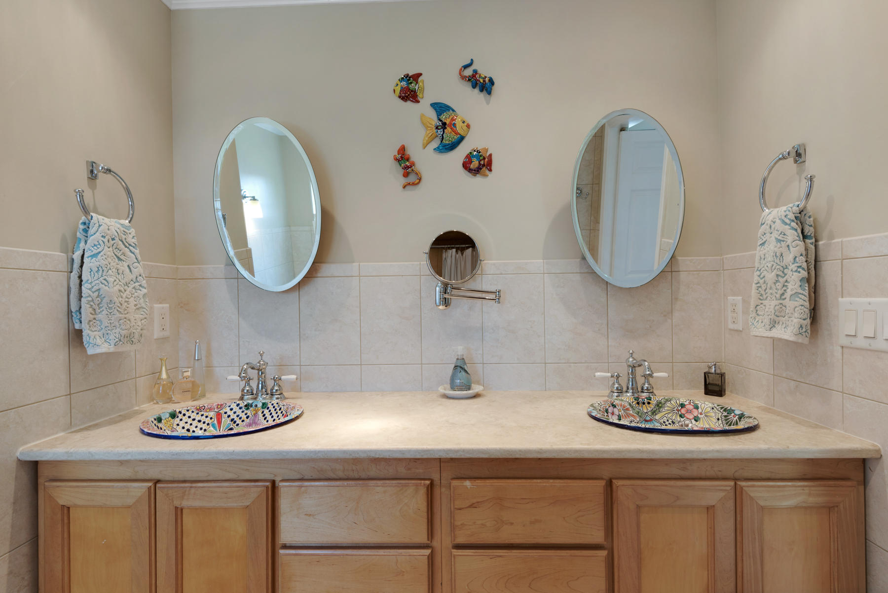 GARNIERS CAY T/H - Residential