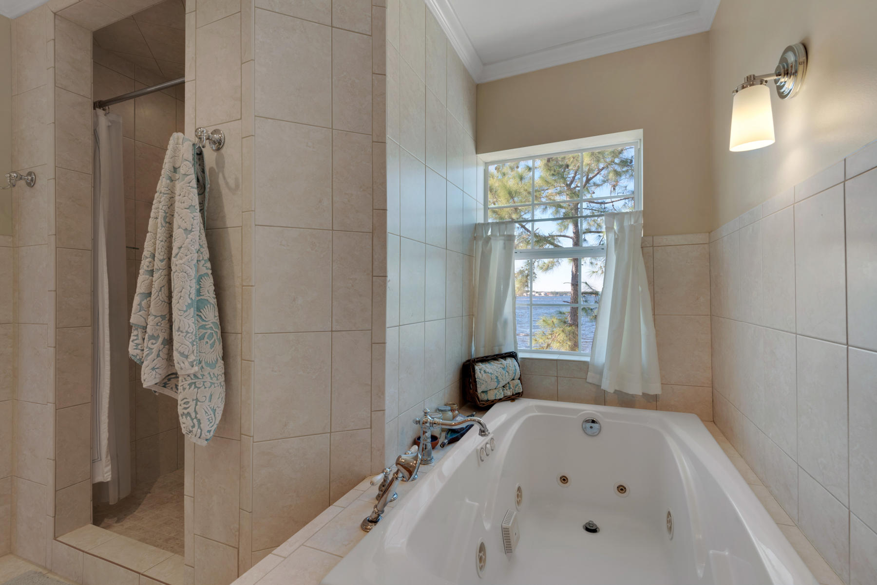 GARNIERS CAY T/H - Residential