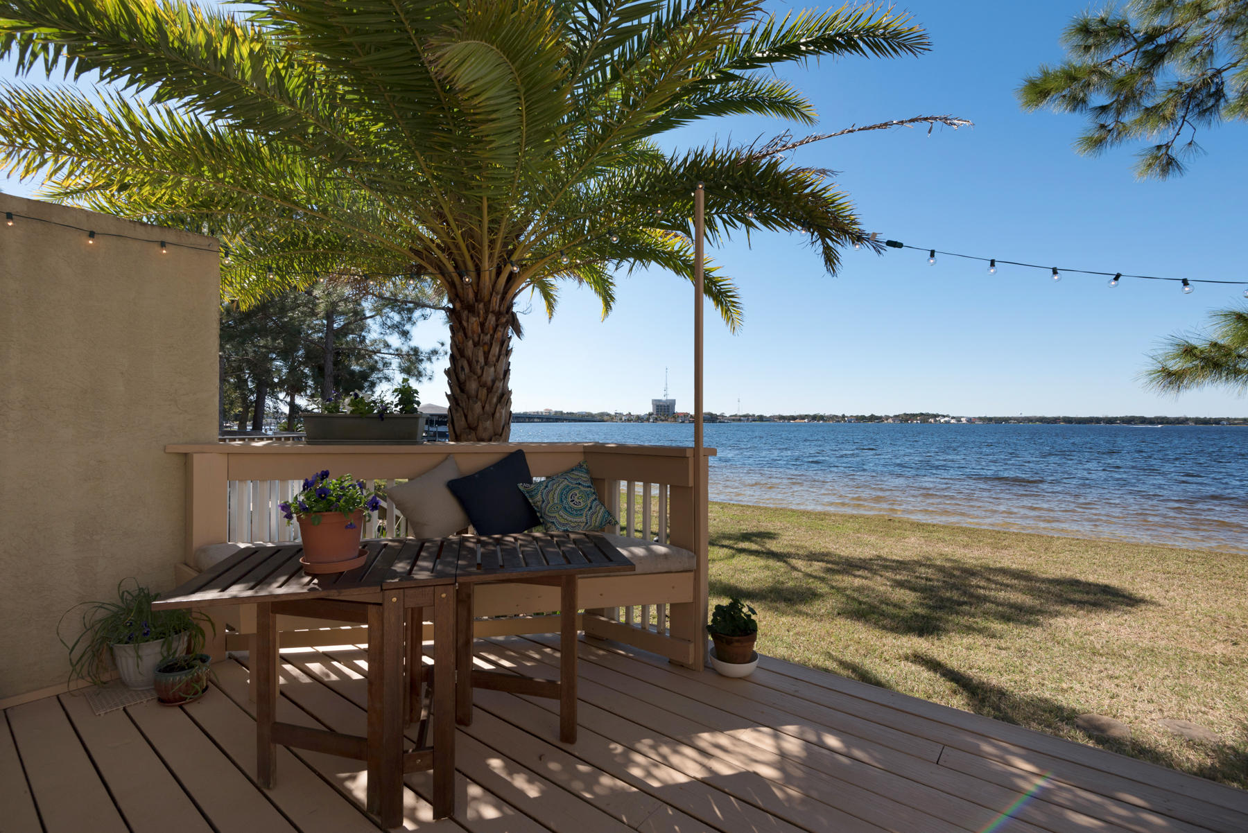 GARNIERS CAY T/H - Residential