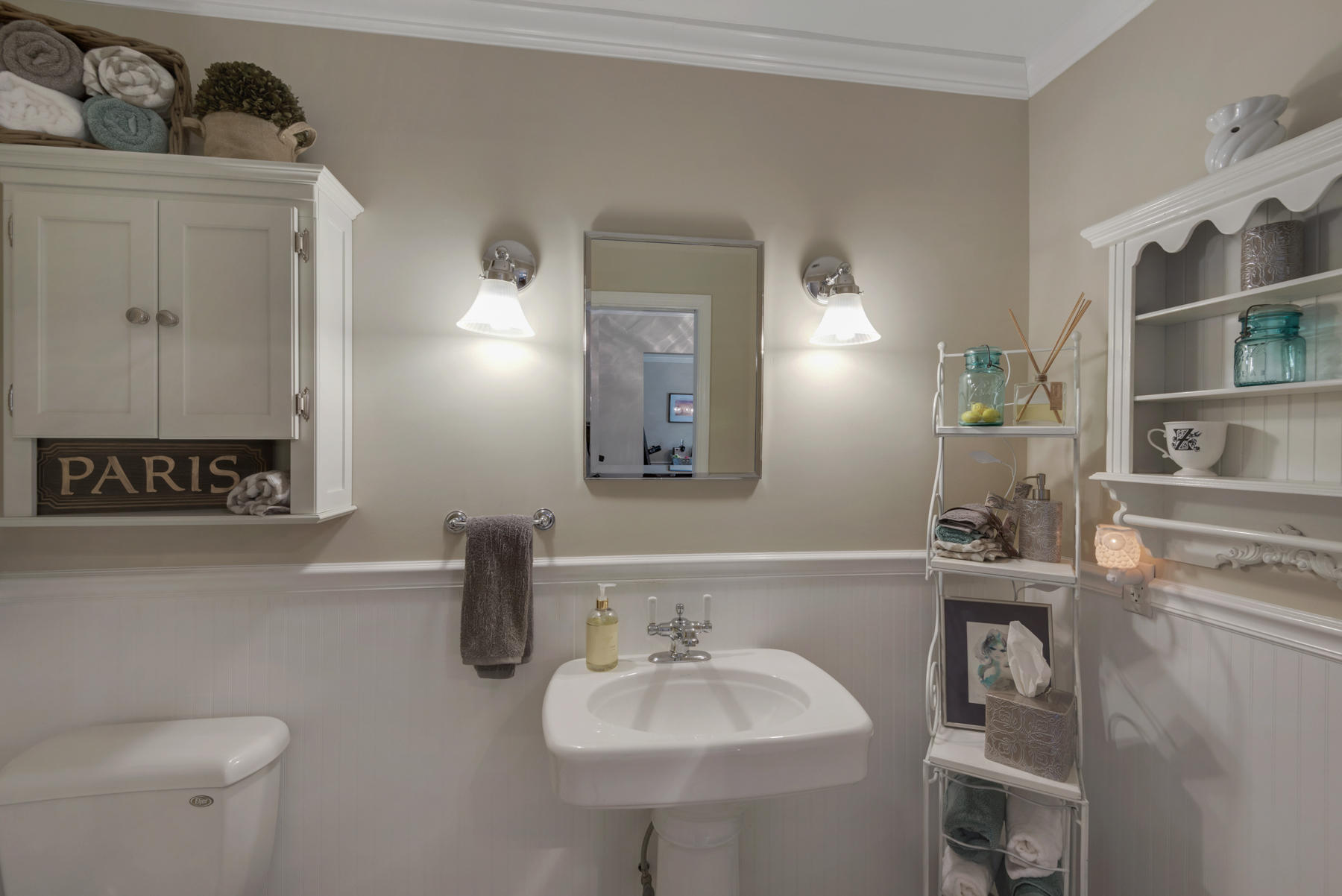 GARNIERS CAY T/H - Residential