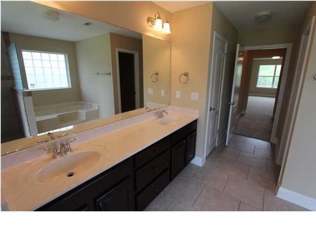 WINDMEADOWS - Residential