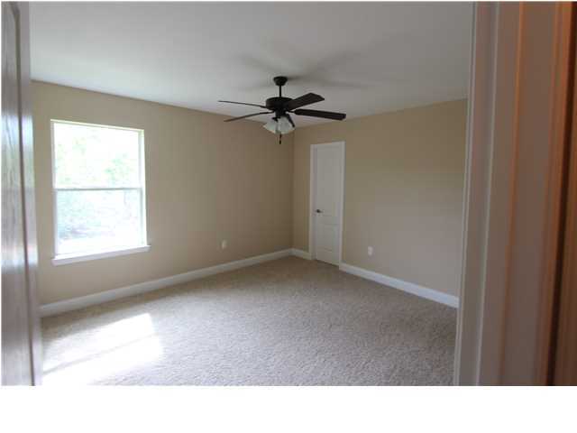 WINDMEADOWS - Residential