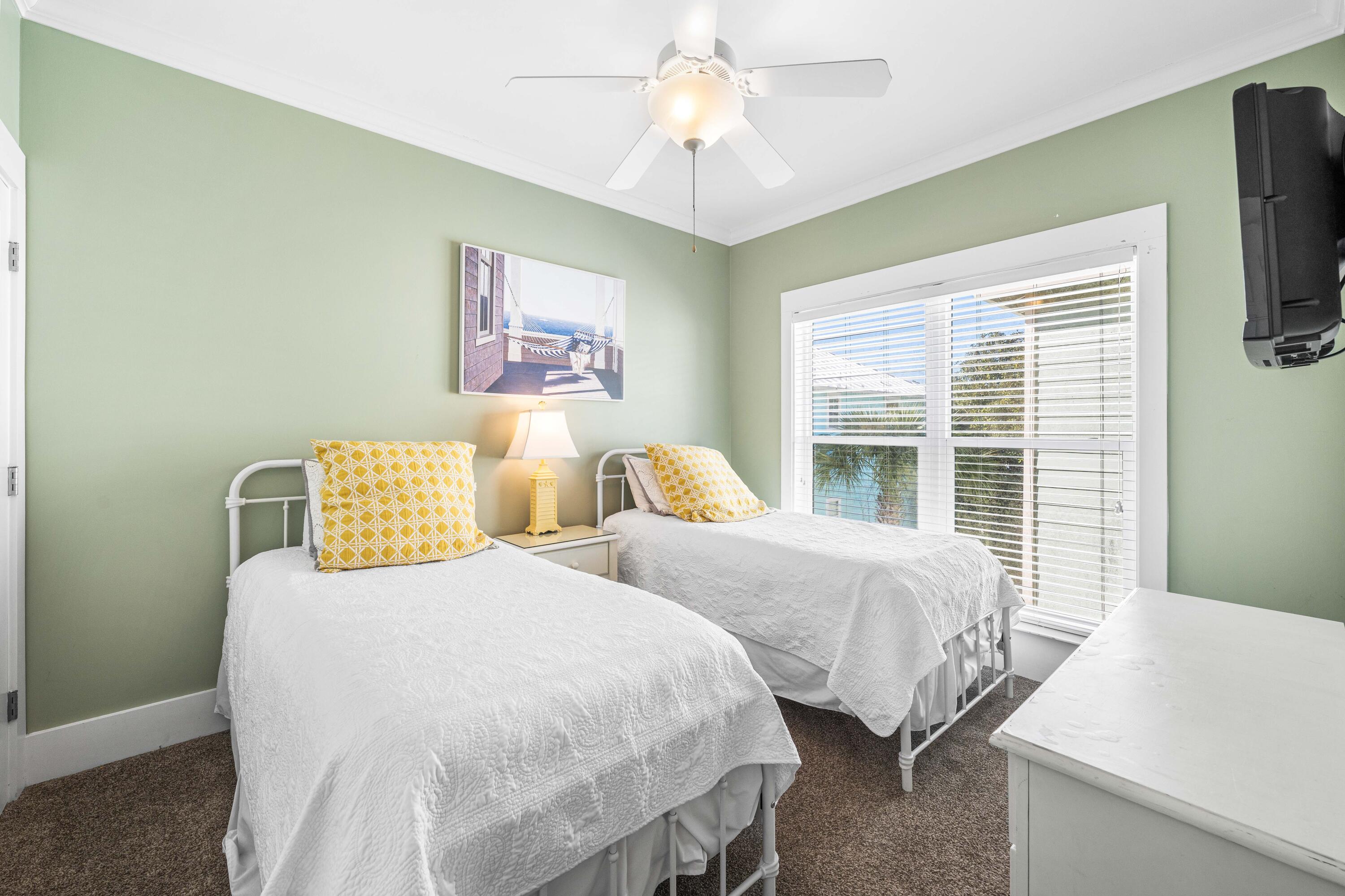 BEACH HAVEN COTTAGES - Residential