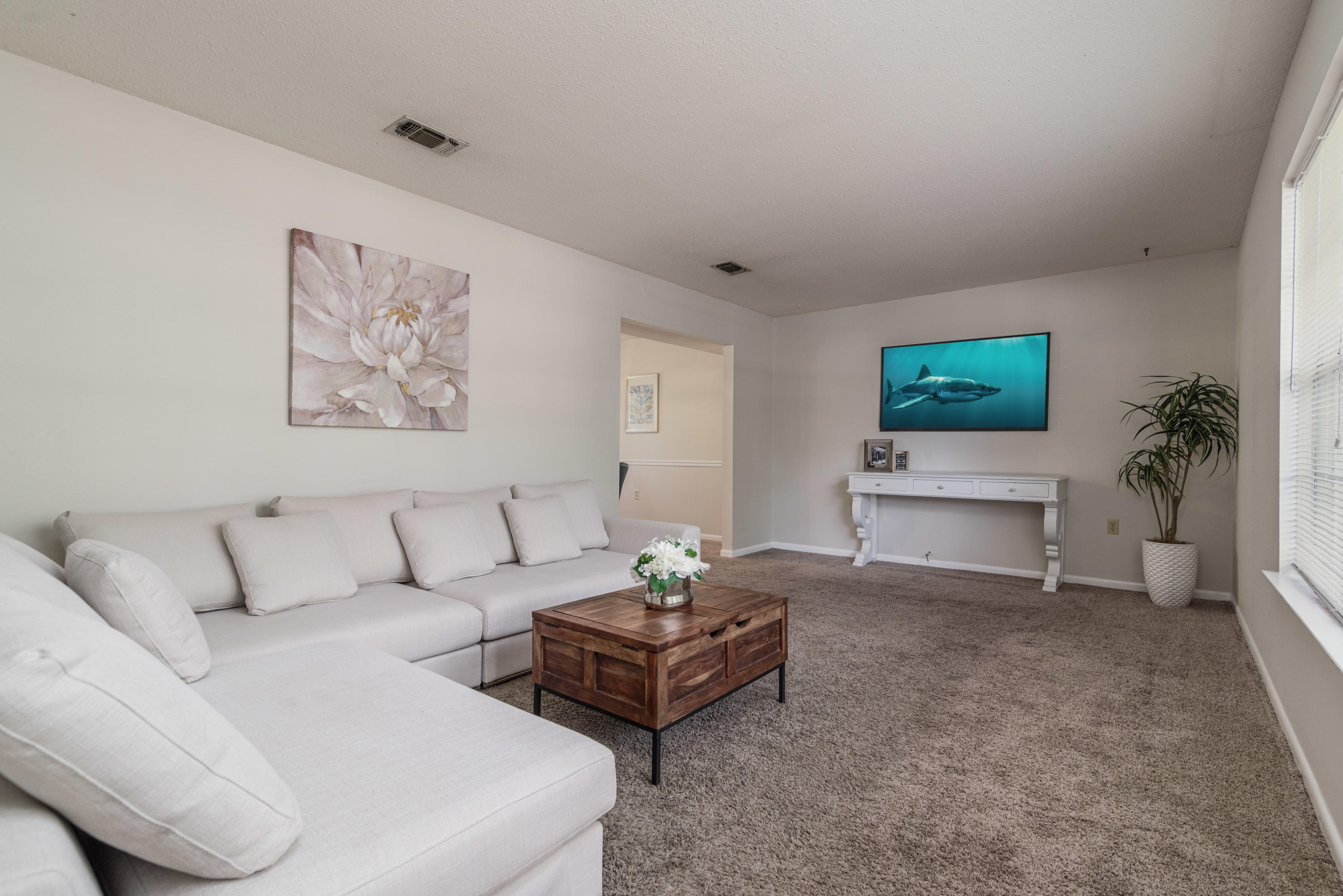 LAKE LORRAINE ESTATES - Residential