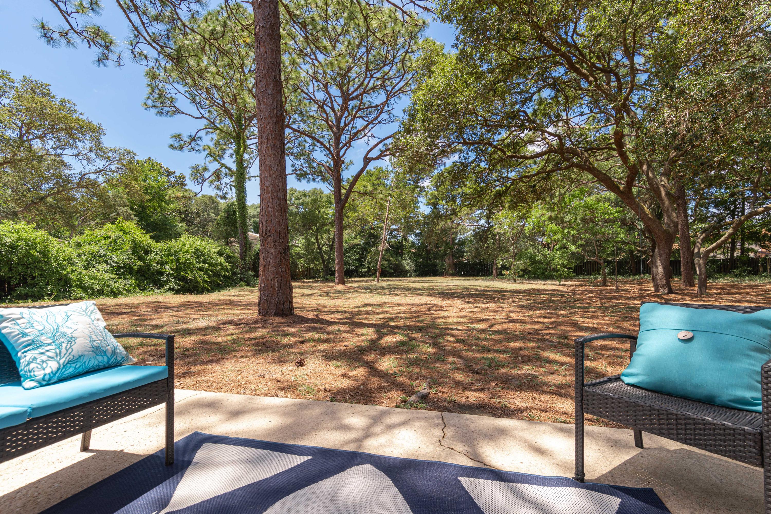 LAKE LORRAINE ESTATES - Residential