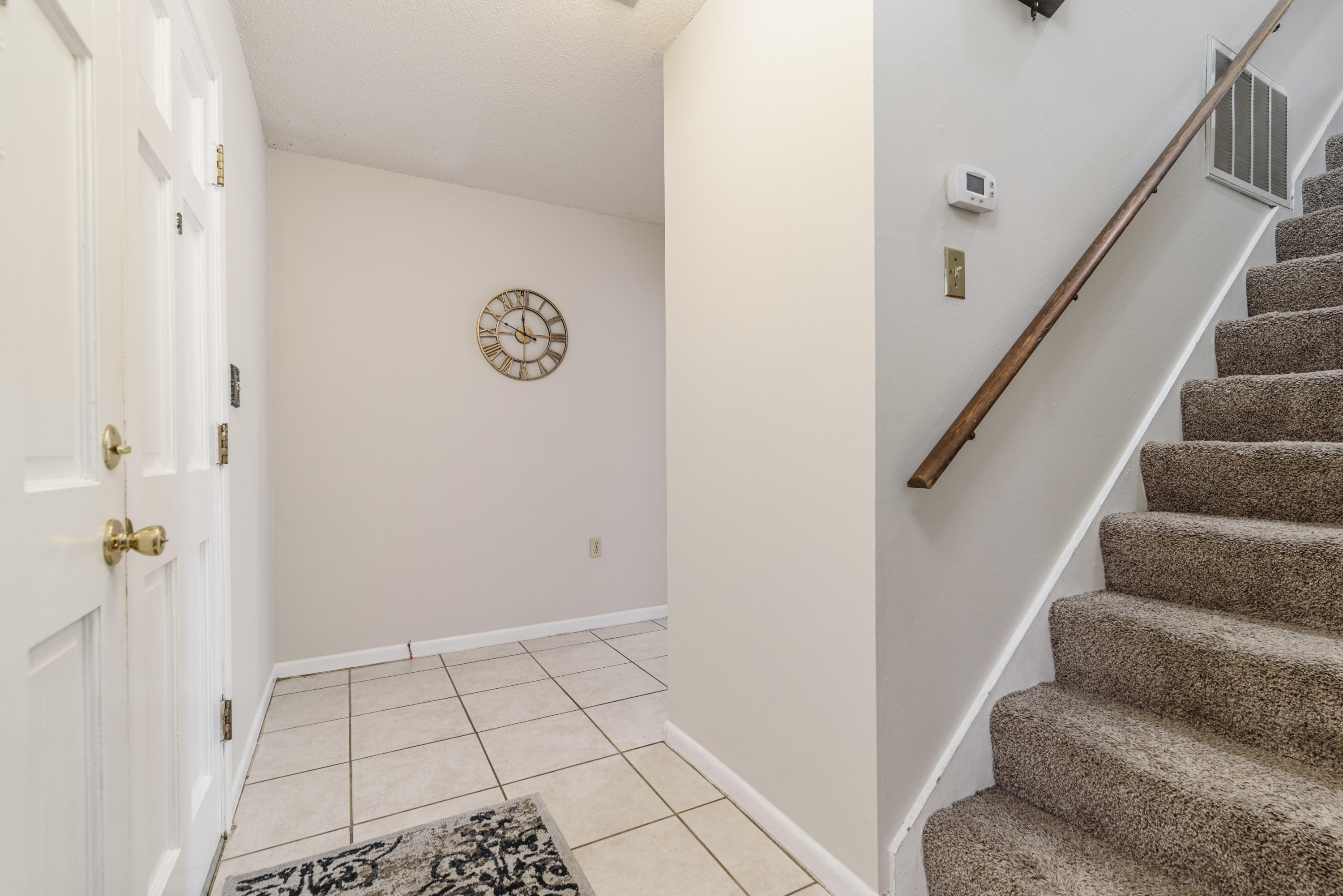 LAKE LORRAINE ESTATES - Residential