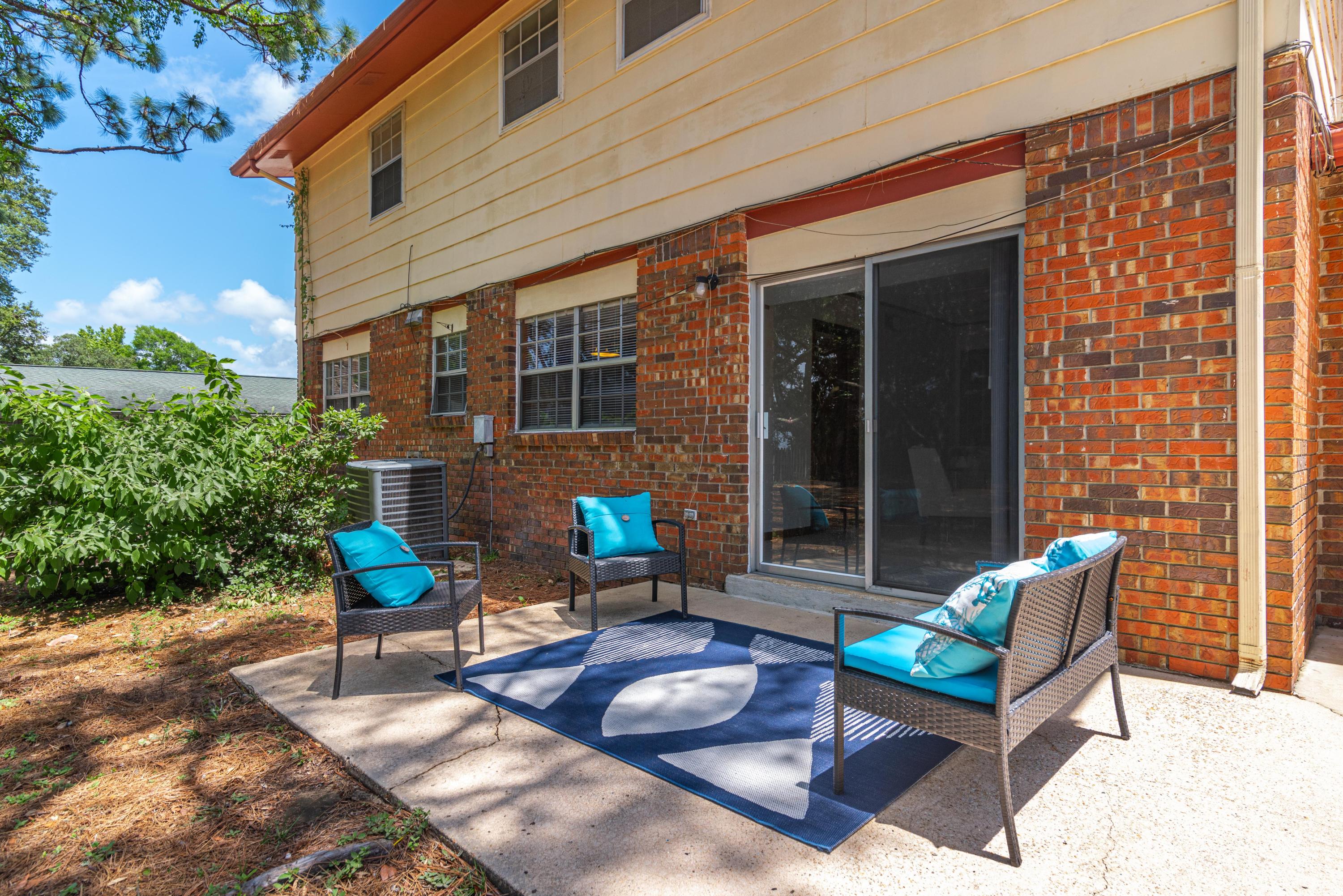 LAKE LORRAINE ESTATES - Residential