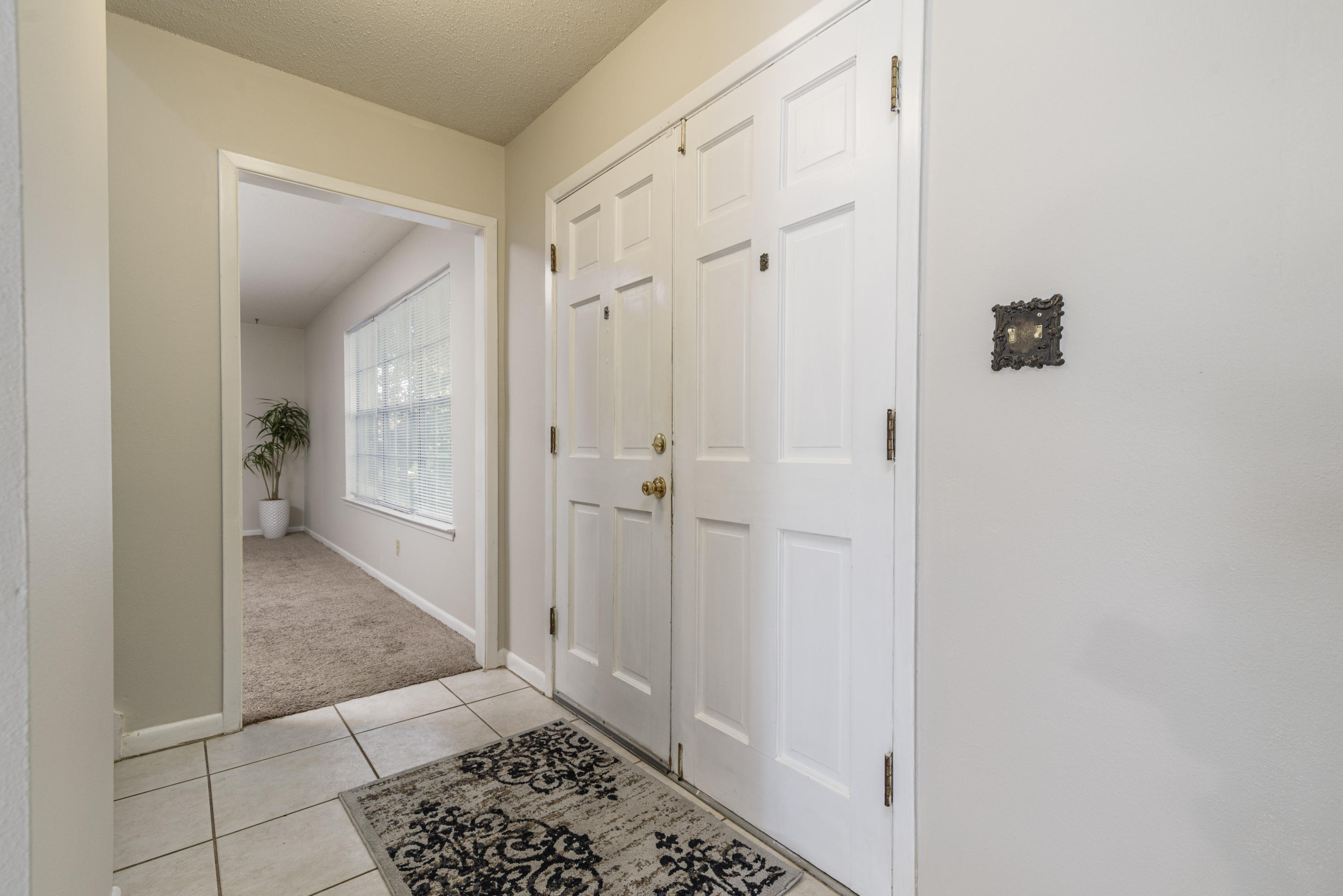 LAKE LORRAINE ESTATES - Residential