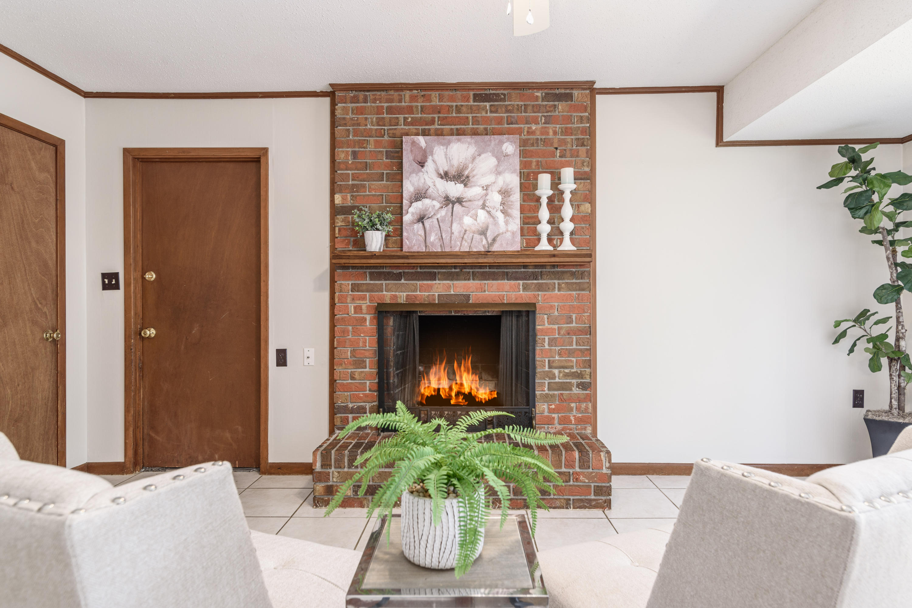 LAKE LORRAINE ESTATES - Residential