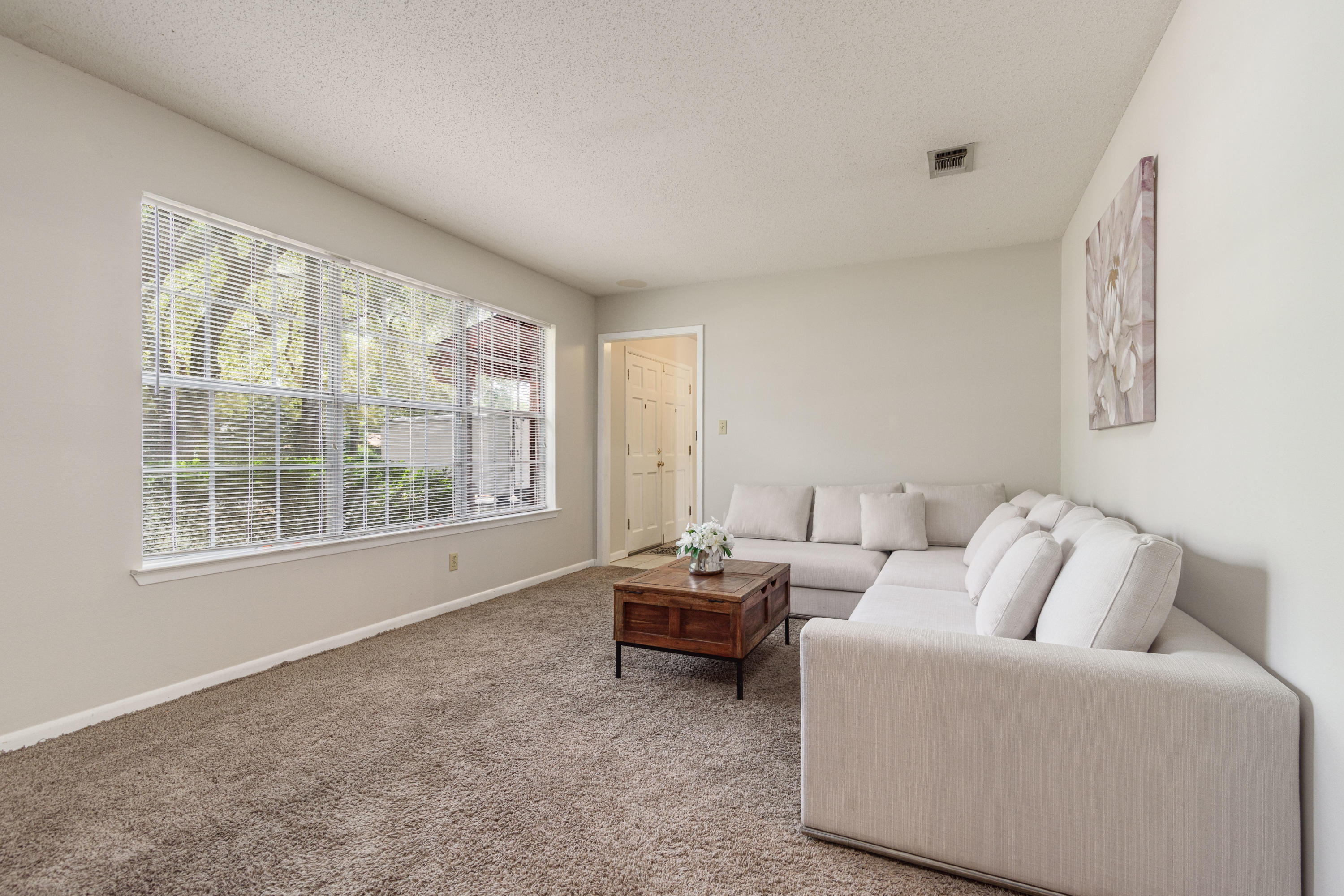 LAKE LORRAINE ESTATES - Residential