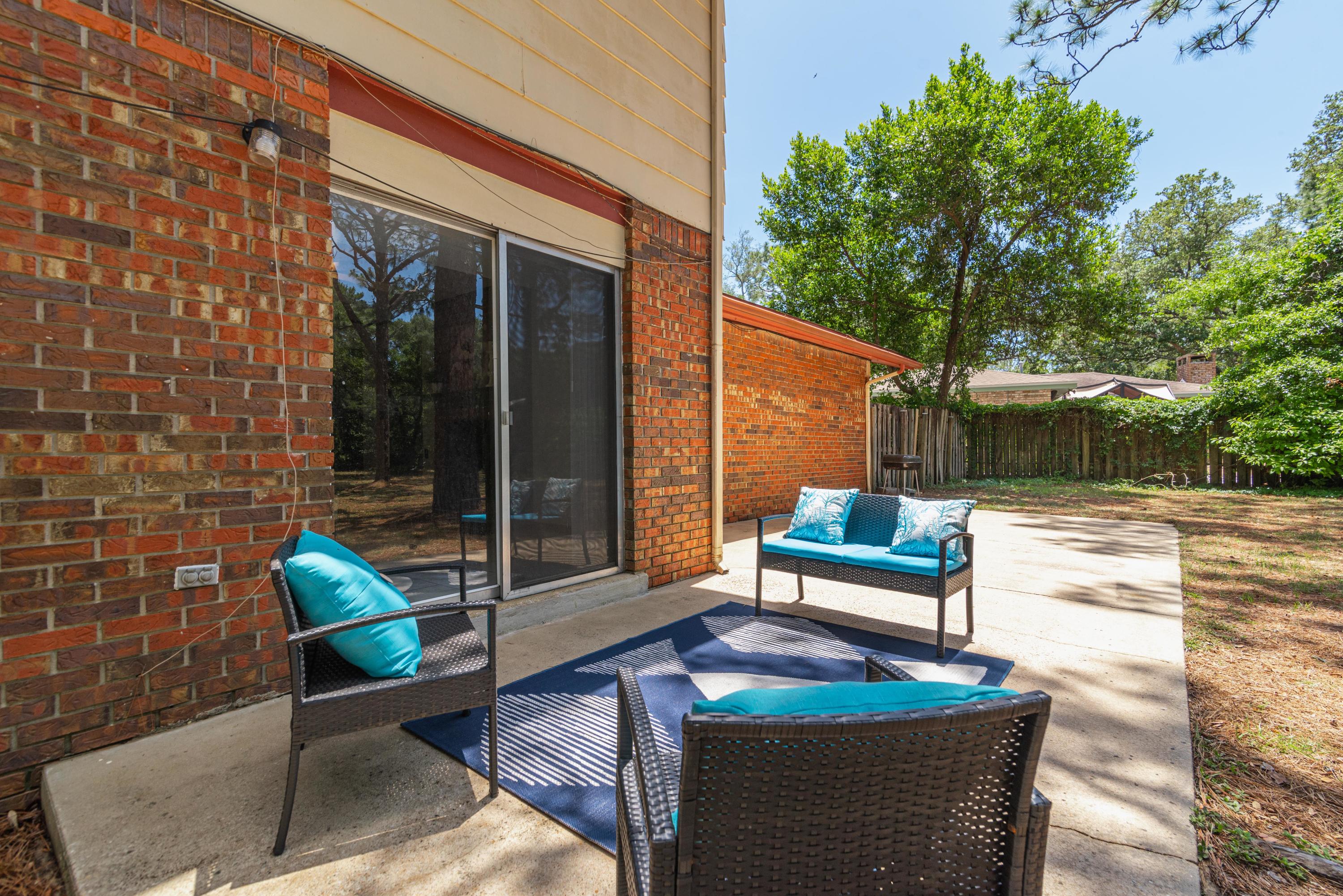 LAKE LORRAINE ESTATES - Residential