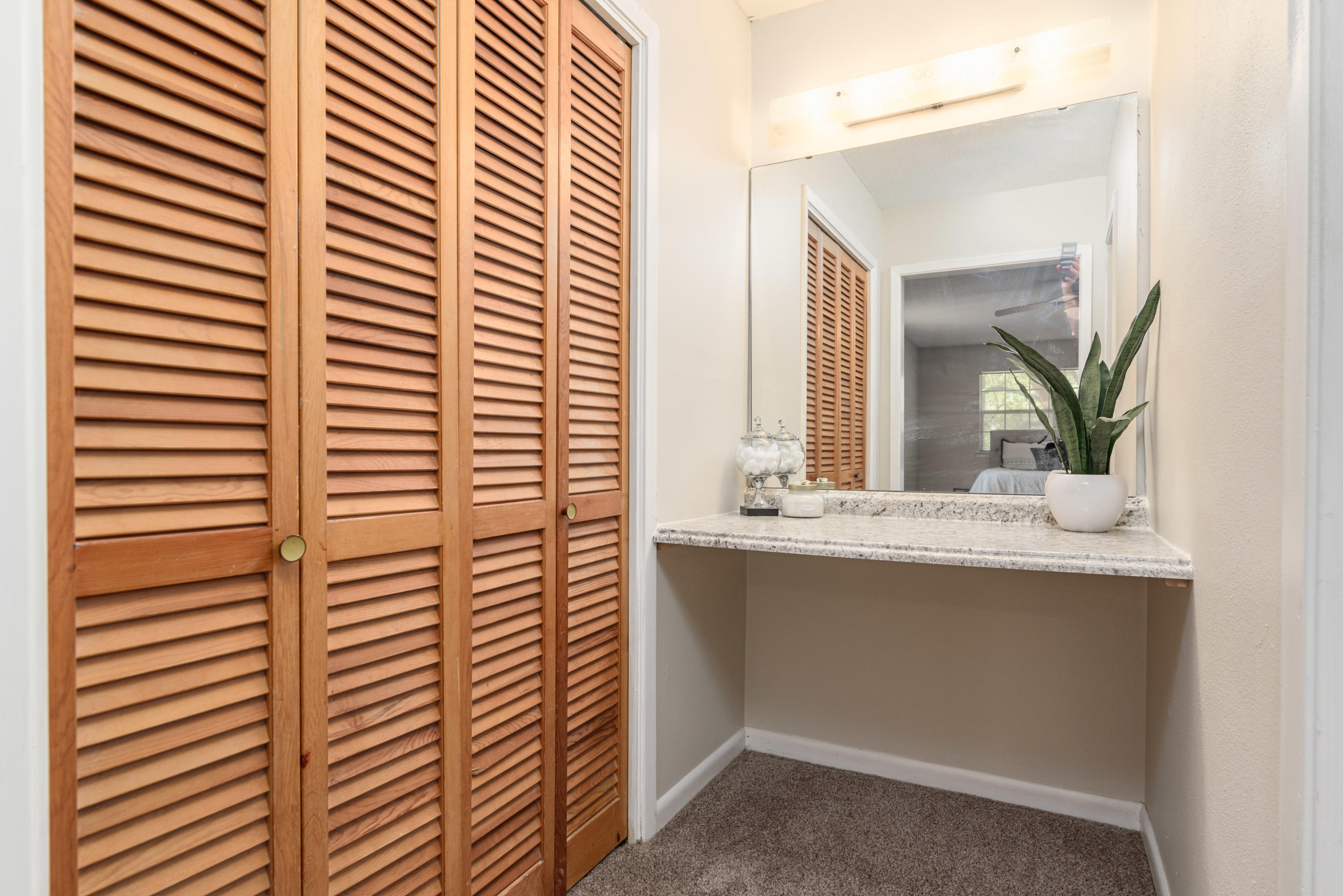 LAKE LORRAINE ESTATES - Residential