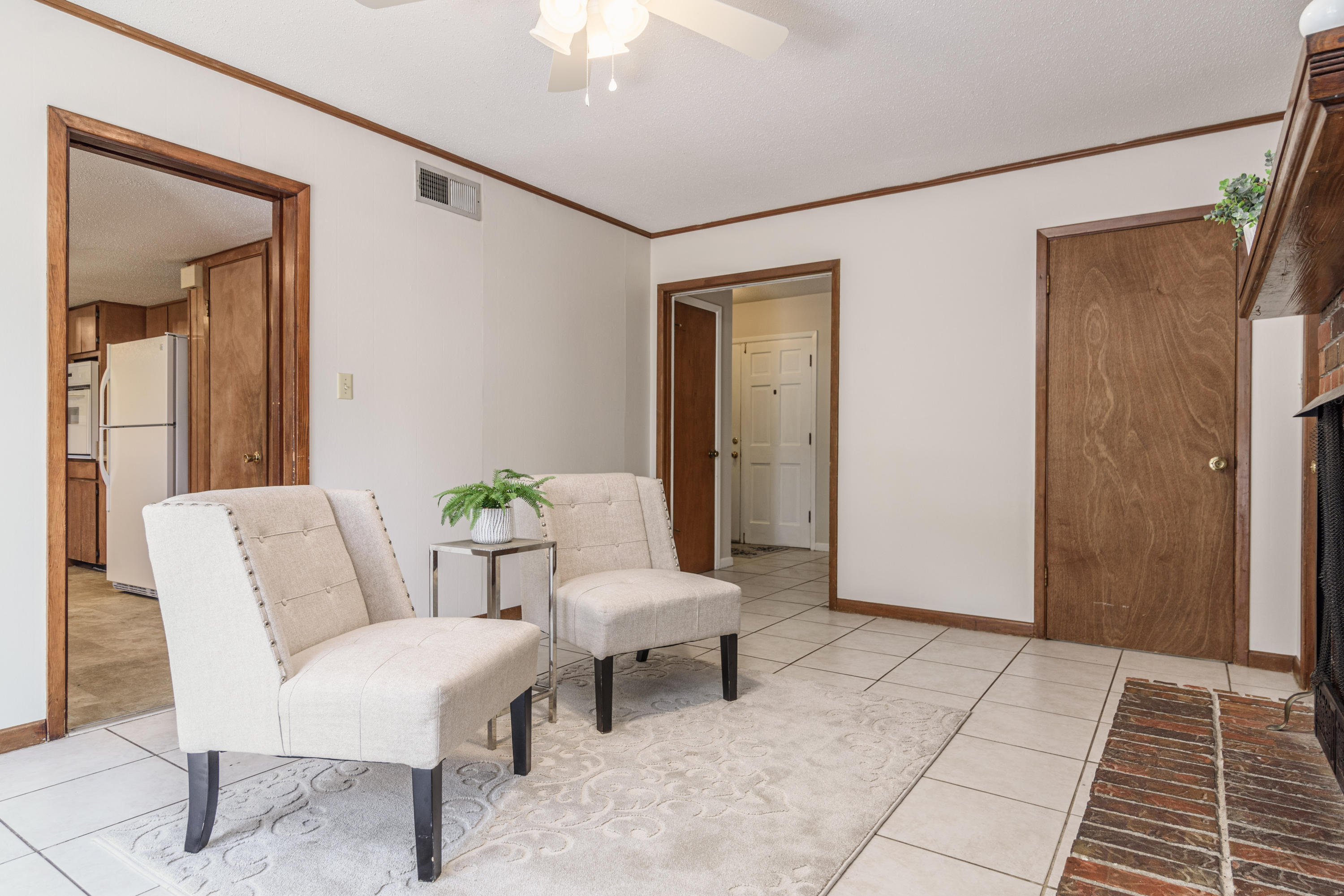 LAKE LORRAINE ESTATES - Residential