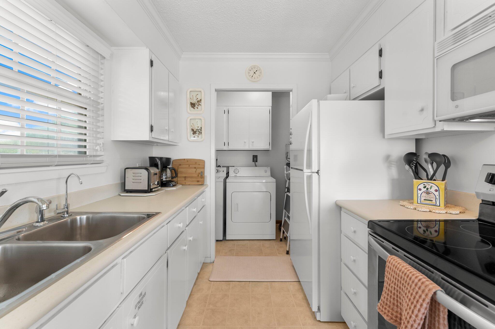 BEACH HIGHLAND 1ST ADD - Residential Lease