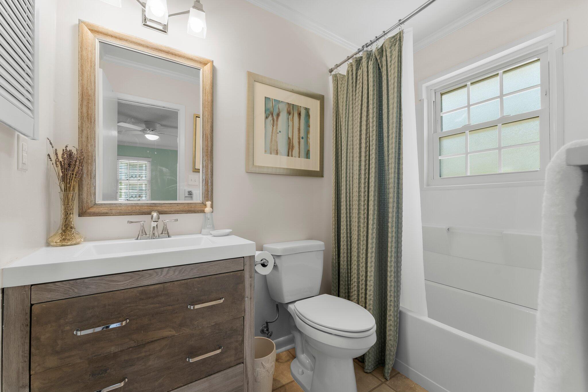 BEACH HIGHLAND 1ST ADD - Residential Lease