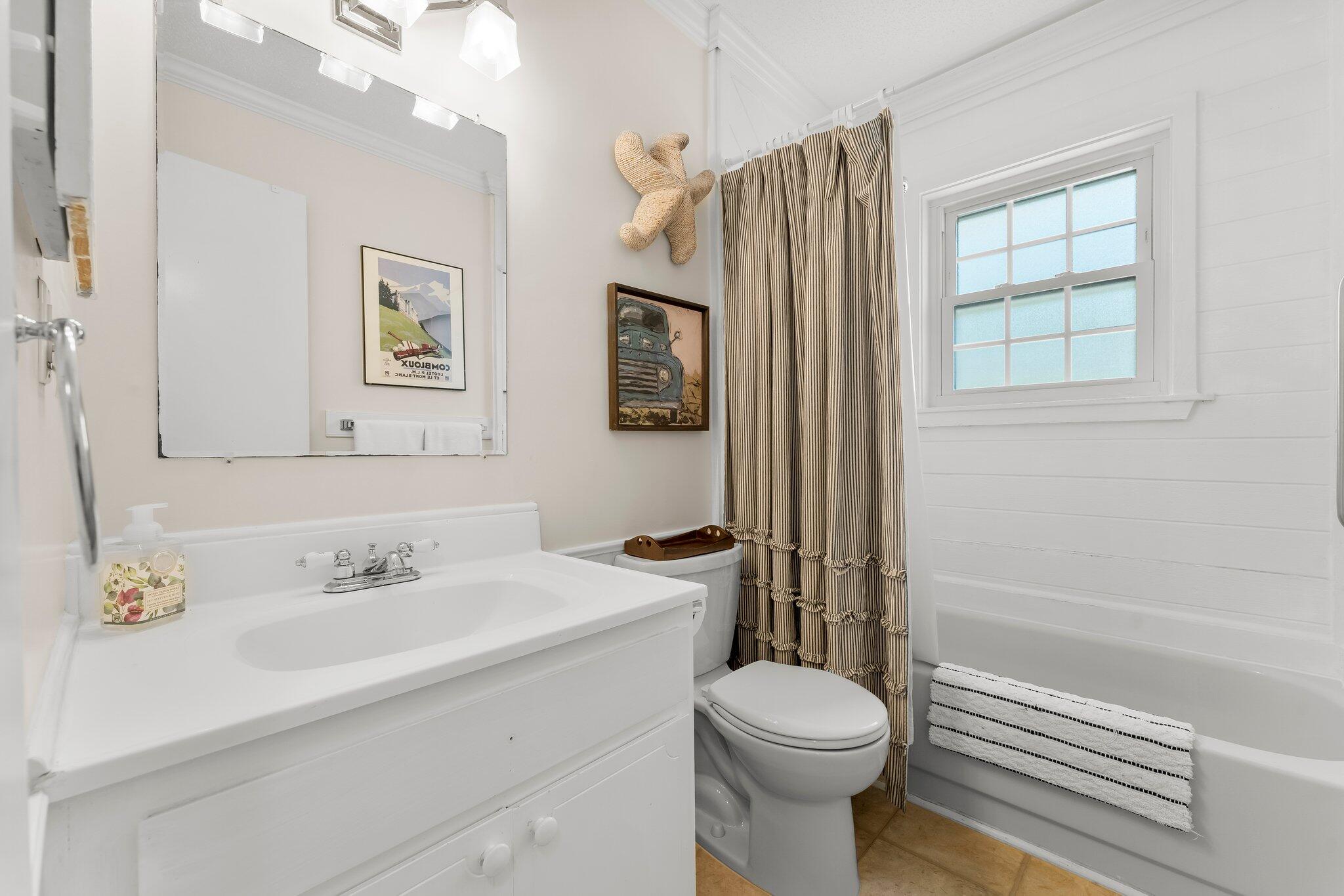 BEACH HIGHLAND 1ST ADD - Residential Lease