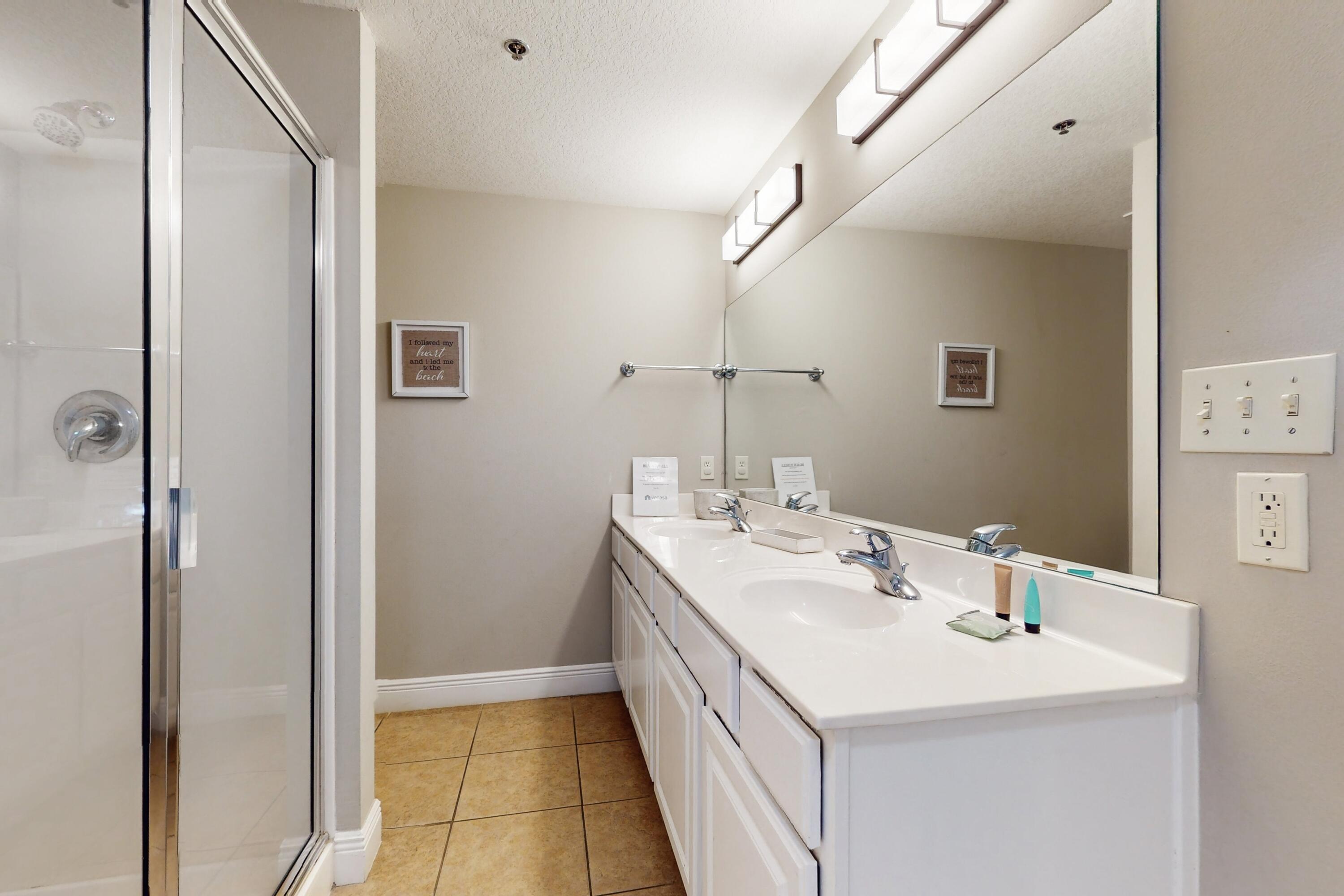 ARIEL DUNES II - Residential